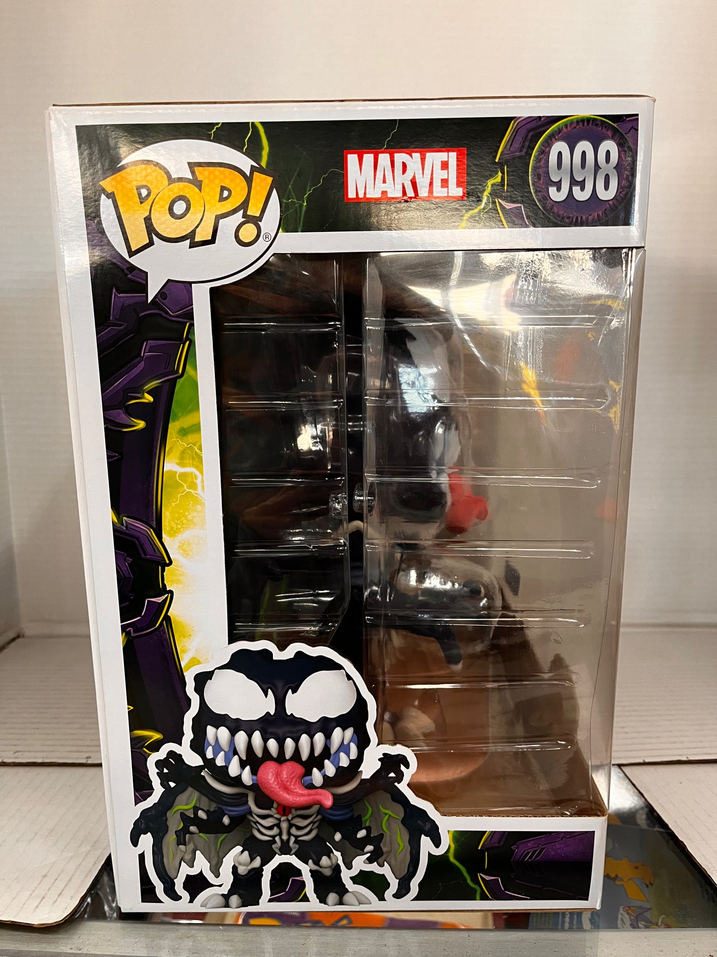Funko Pop! Vinyl Jumbo 10 in: Marvel - Venom (Jumbo) - #998