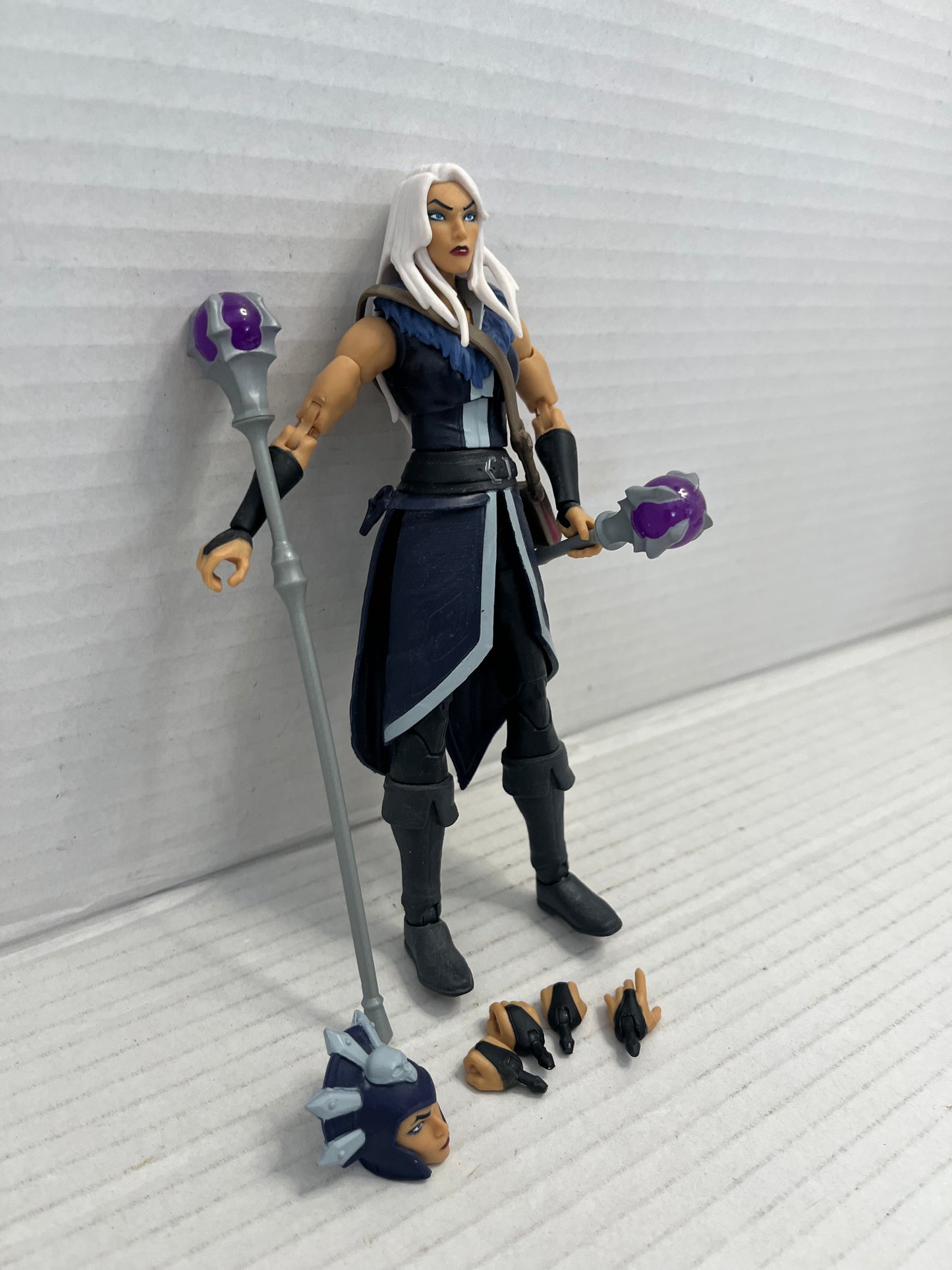 Mattel Masters of the Universe Masterverse Revelation Evil-lyn Figure Complete