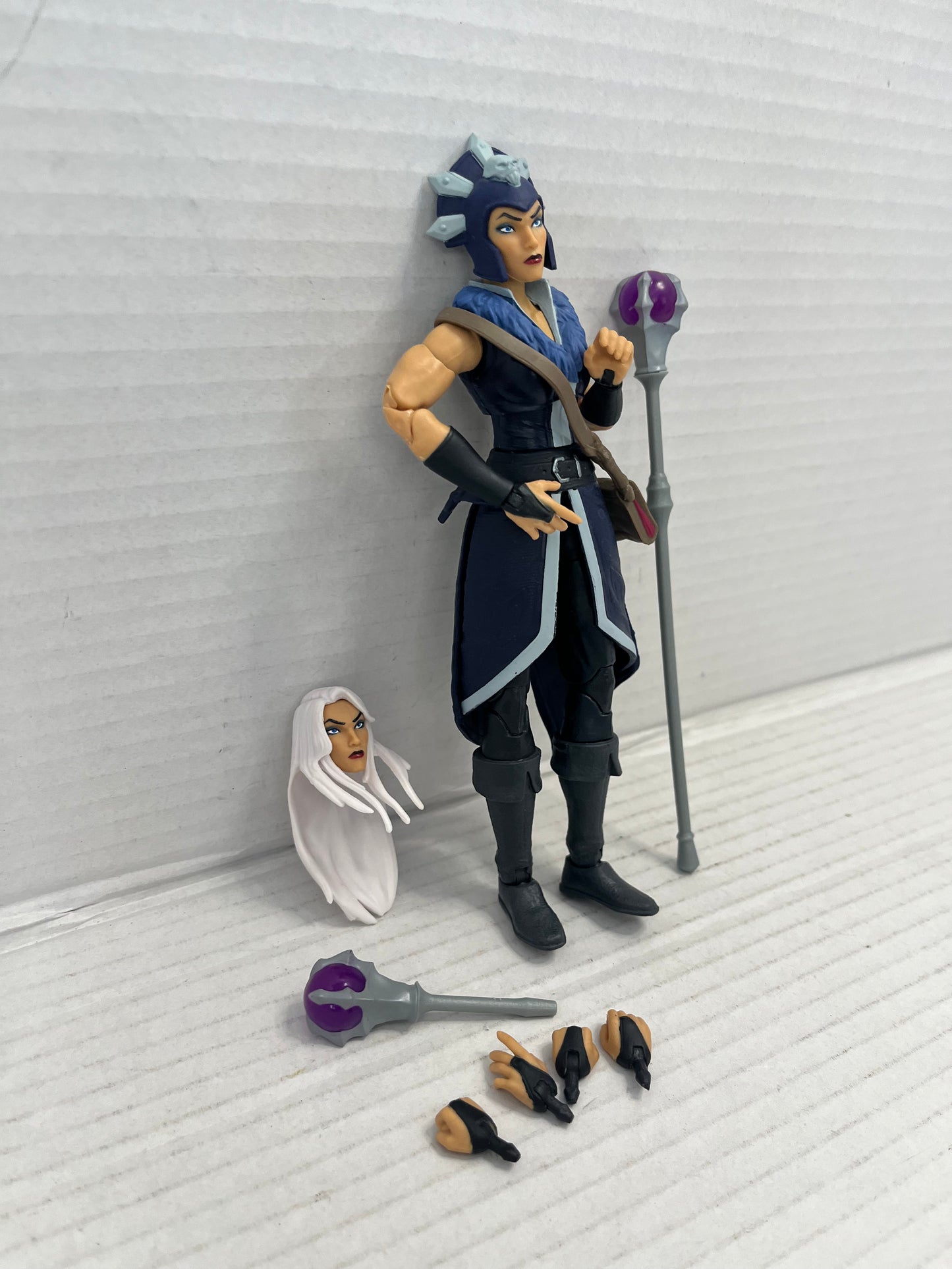 Mattel Masters of the Universe Masterverse Revelation Evil-lyn Figure Complete