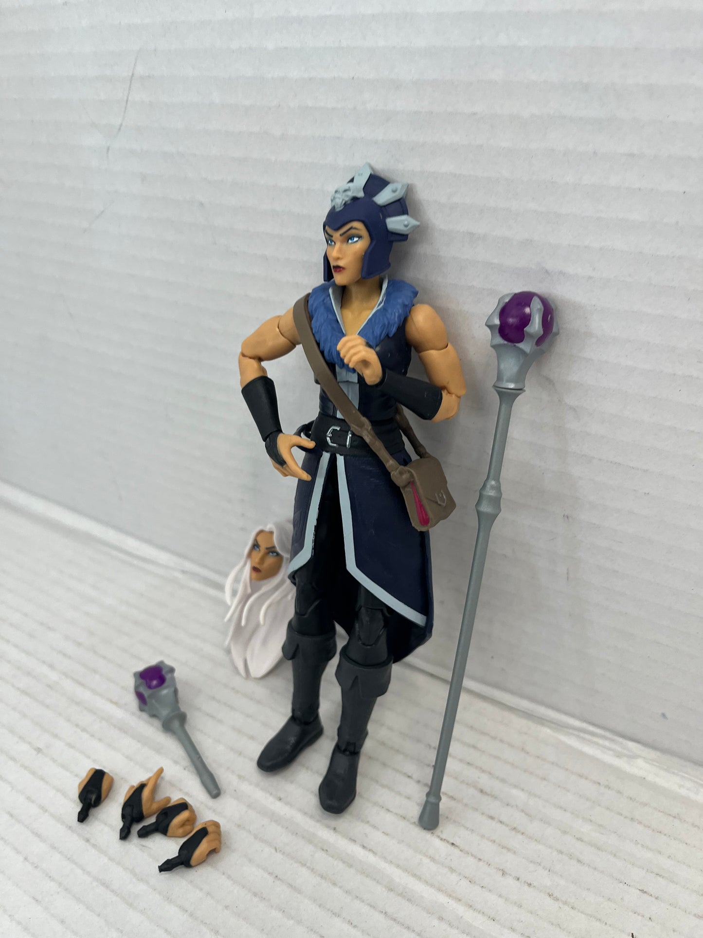 Mattel Masters of the Universe Masterverse Revelation Evil-lyn Figure Complete