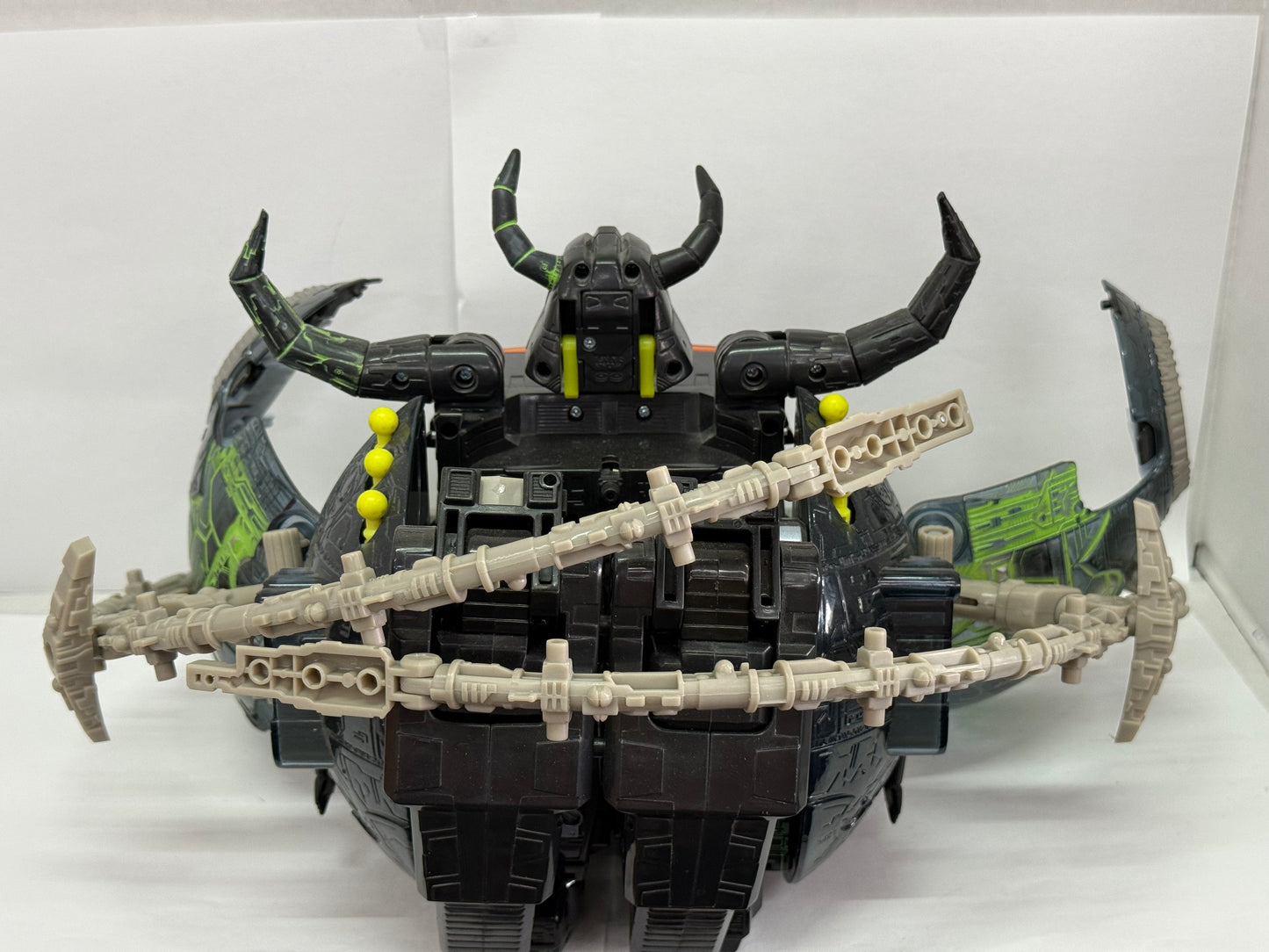 Hasbro Transformers Energon Black Unicron - Alternative Dead End
