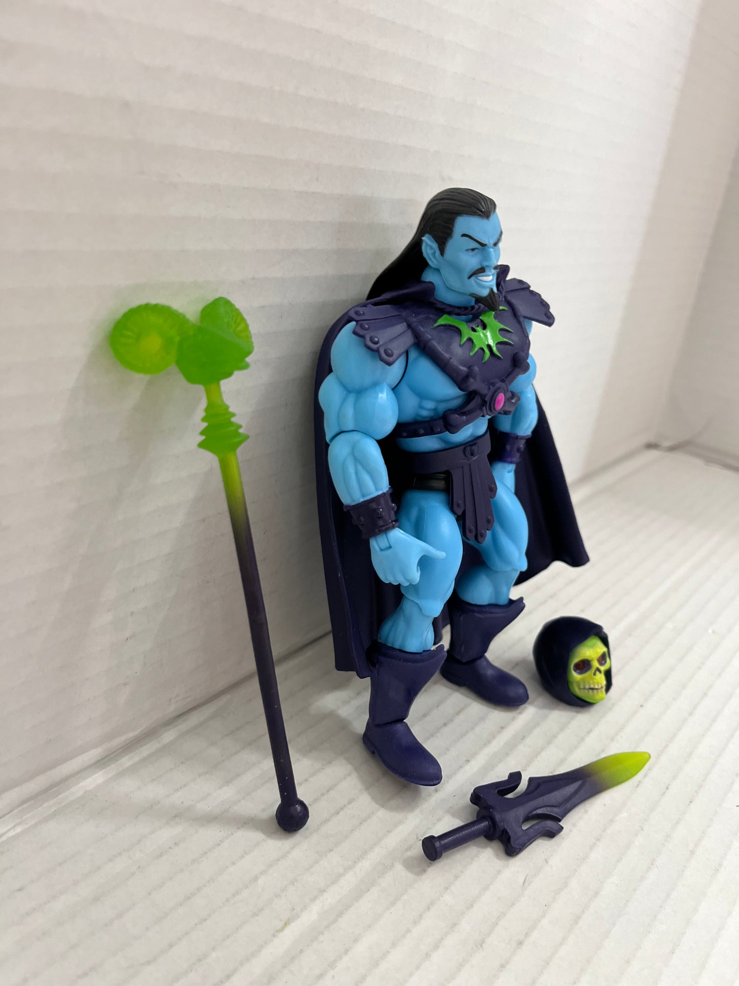 Masters of the Universe MOTU Origins Keldor- Loose - Complete