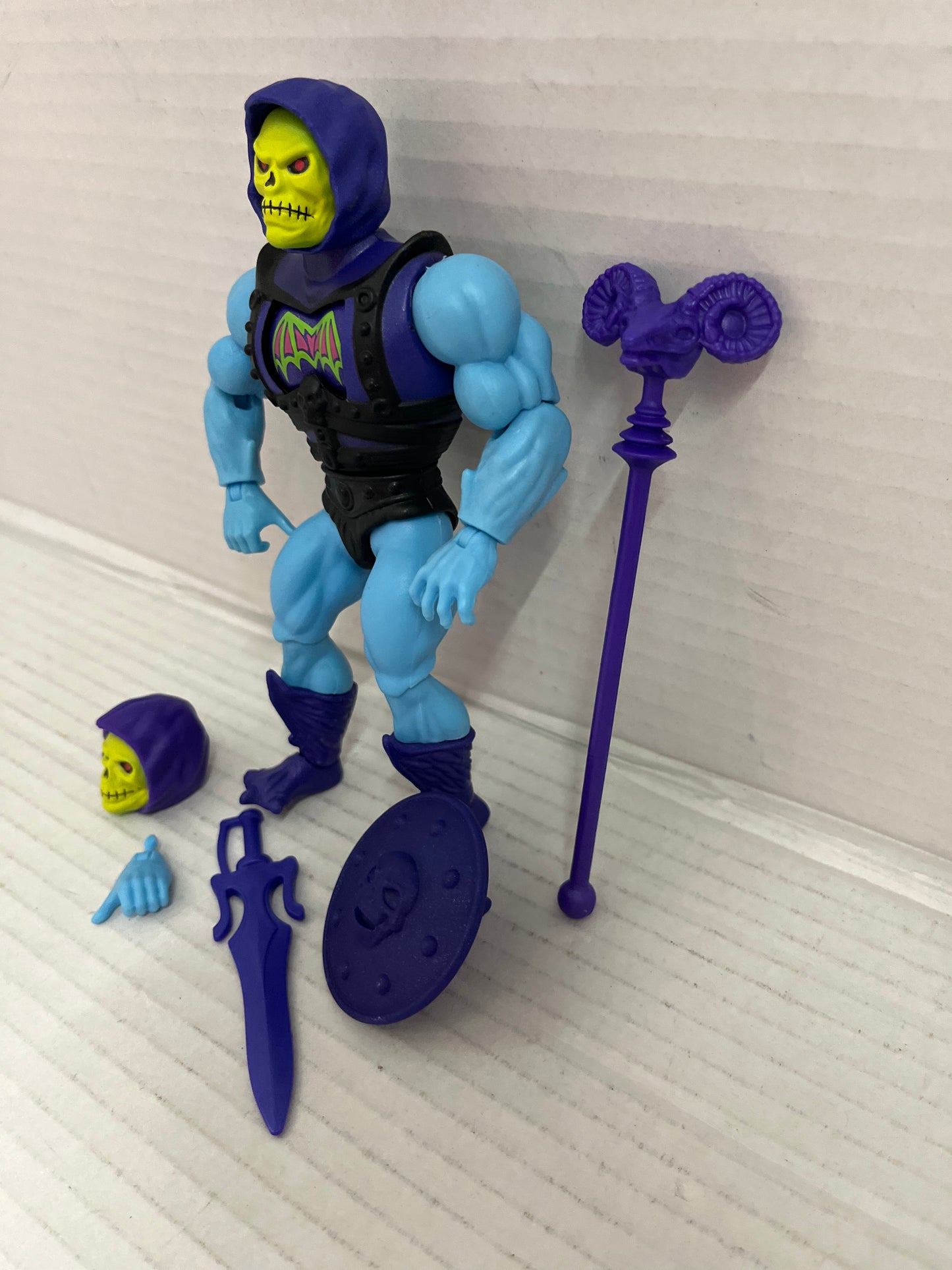 Mattel Masters of the Universe Origins Battle Armor Skeletor Figure Complete