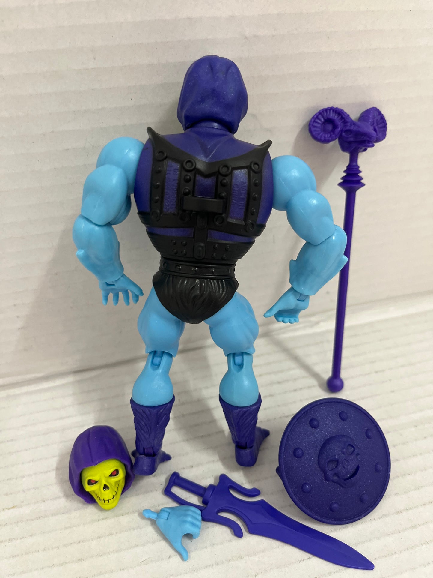 Mattel Masters of the Universe Origins Battle Armor Skeletor Figure Complete
