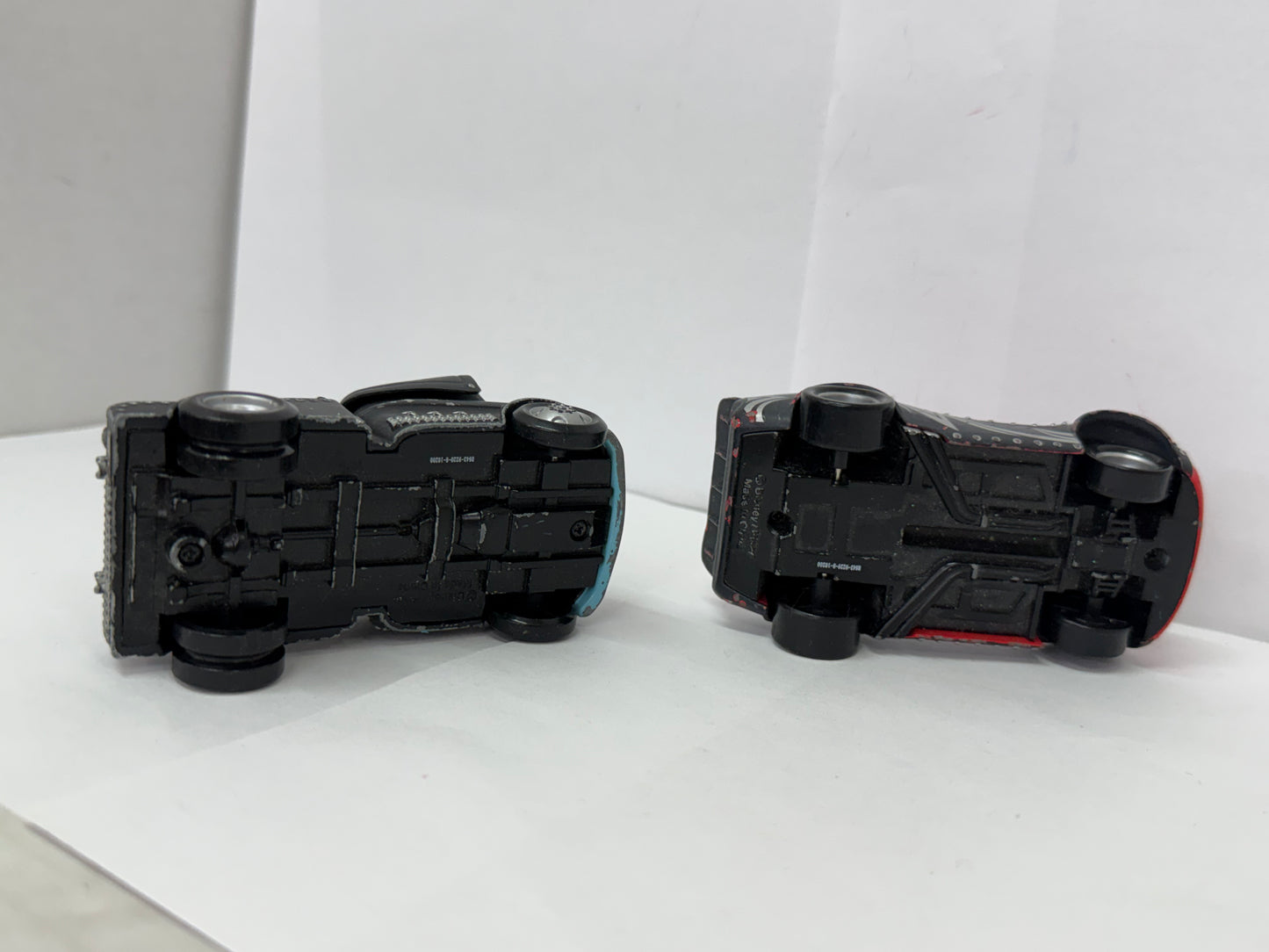 Disney Pixar Cars Heavy Metal Lightning McQueen & Tow Mater 4" 1:43 Diecast