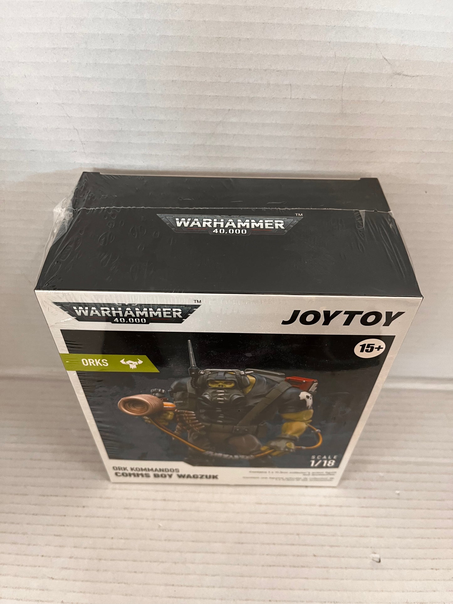 JoyToy War Hammer 40K Ork Kommandos Comms Boy Wagzuk