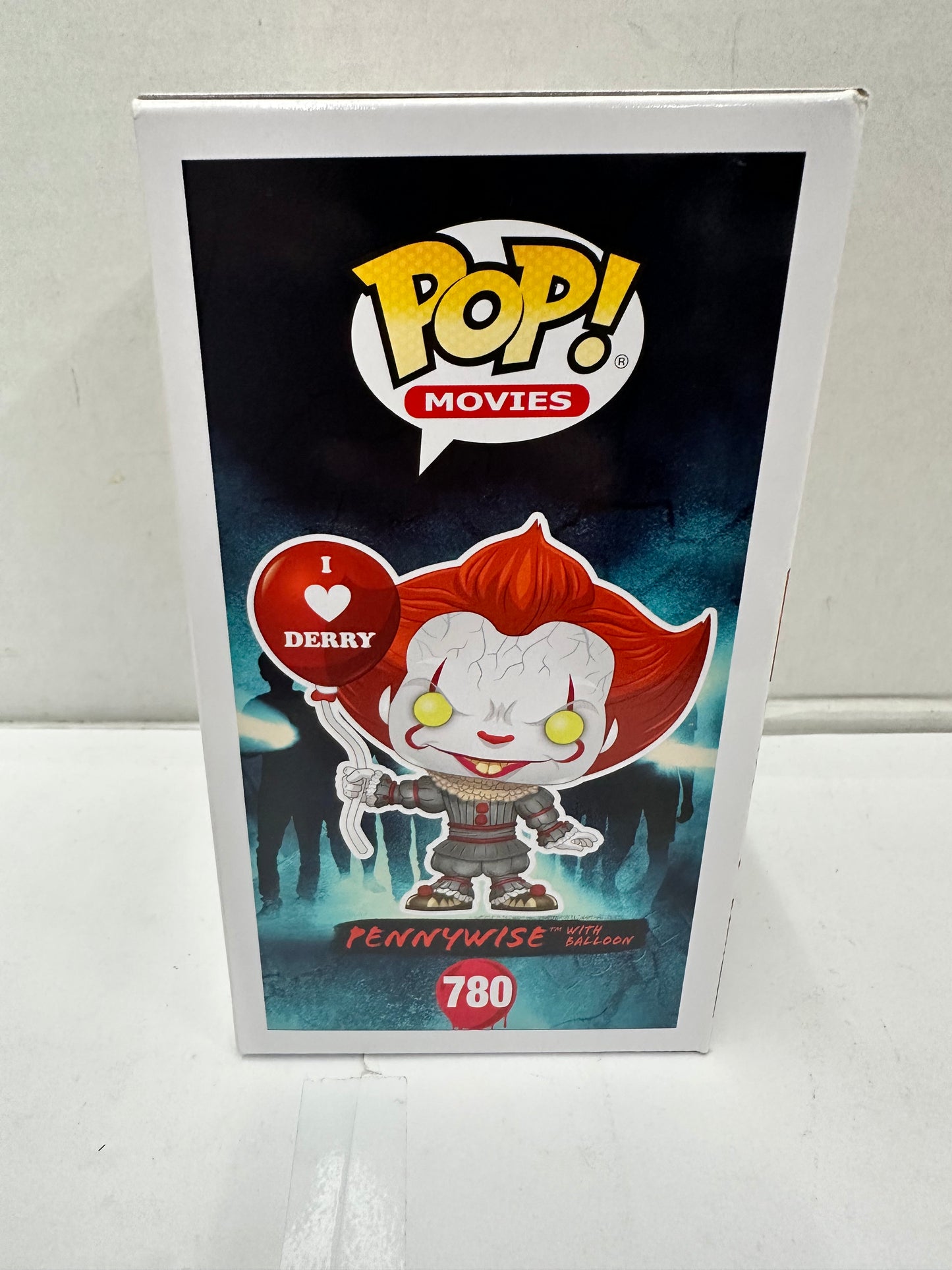 Funko Pop! : IT Pennywise With Balloon Figure # 780