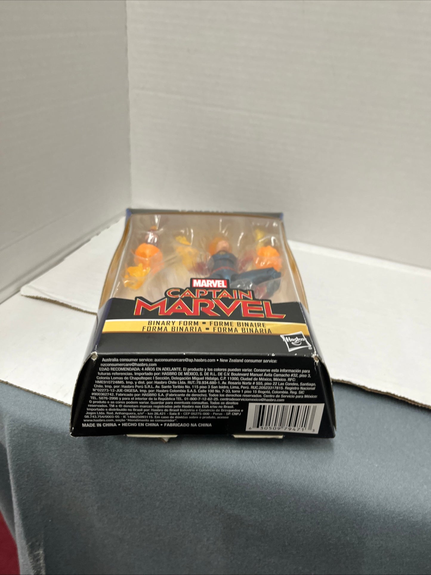 Marvel Legends: CAPTAIN MARVEL BINARY & Across The Spider-Verse Peter Parker