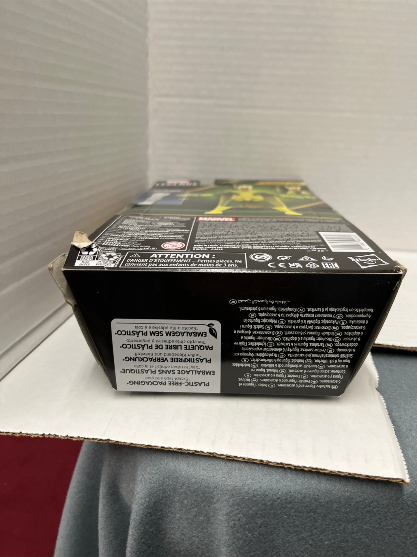 Marvel Legends Loki Classic Loki *Box Damage
