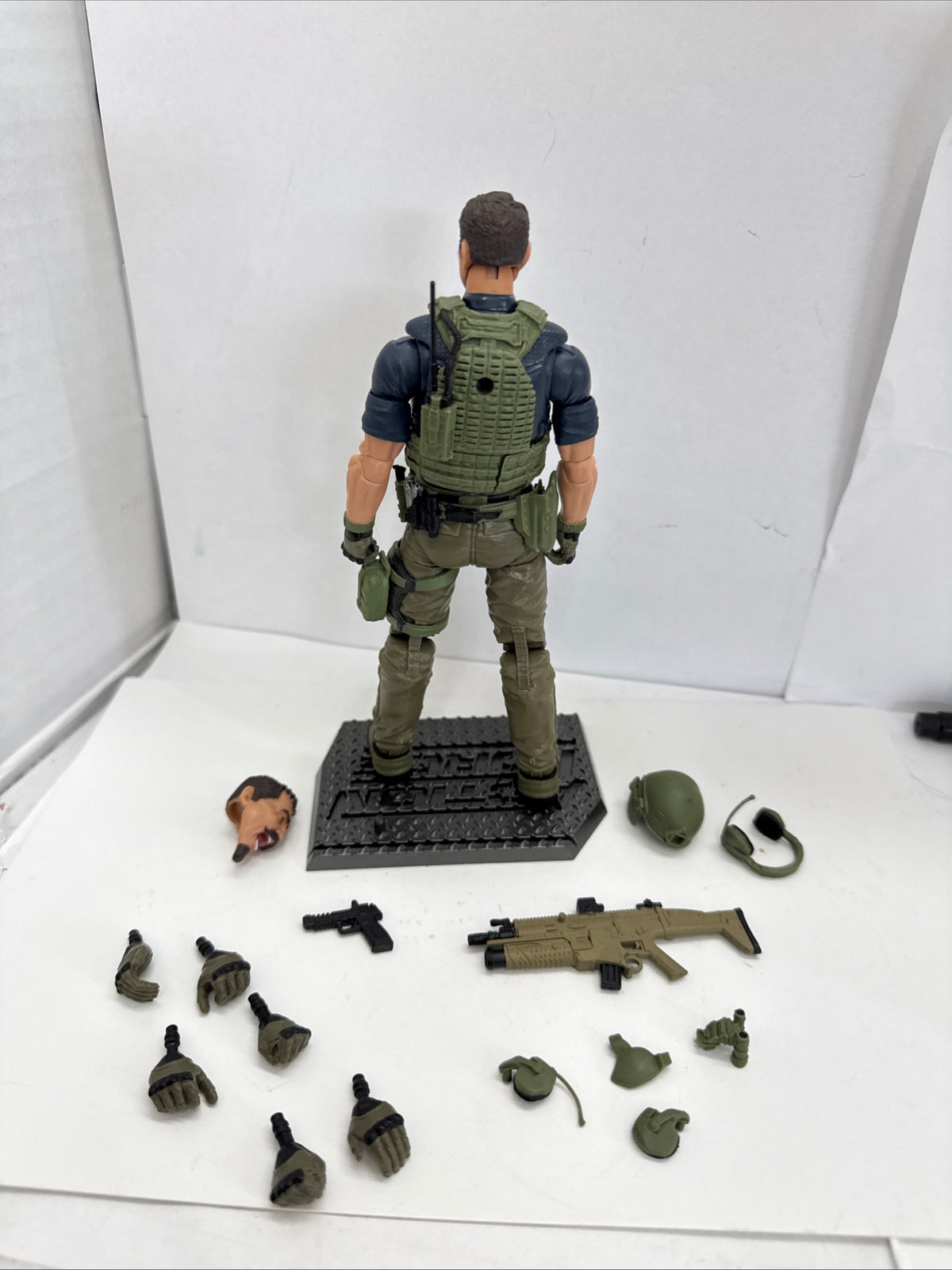 Valaverse Action Force DUSTER scale figure 6” 100% Complete