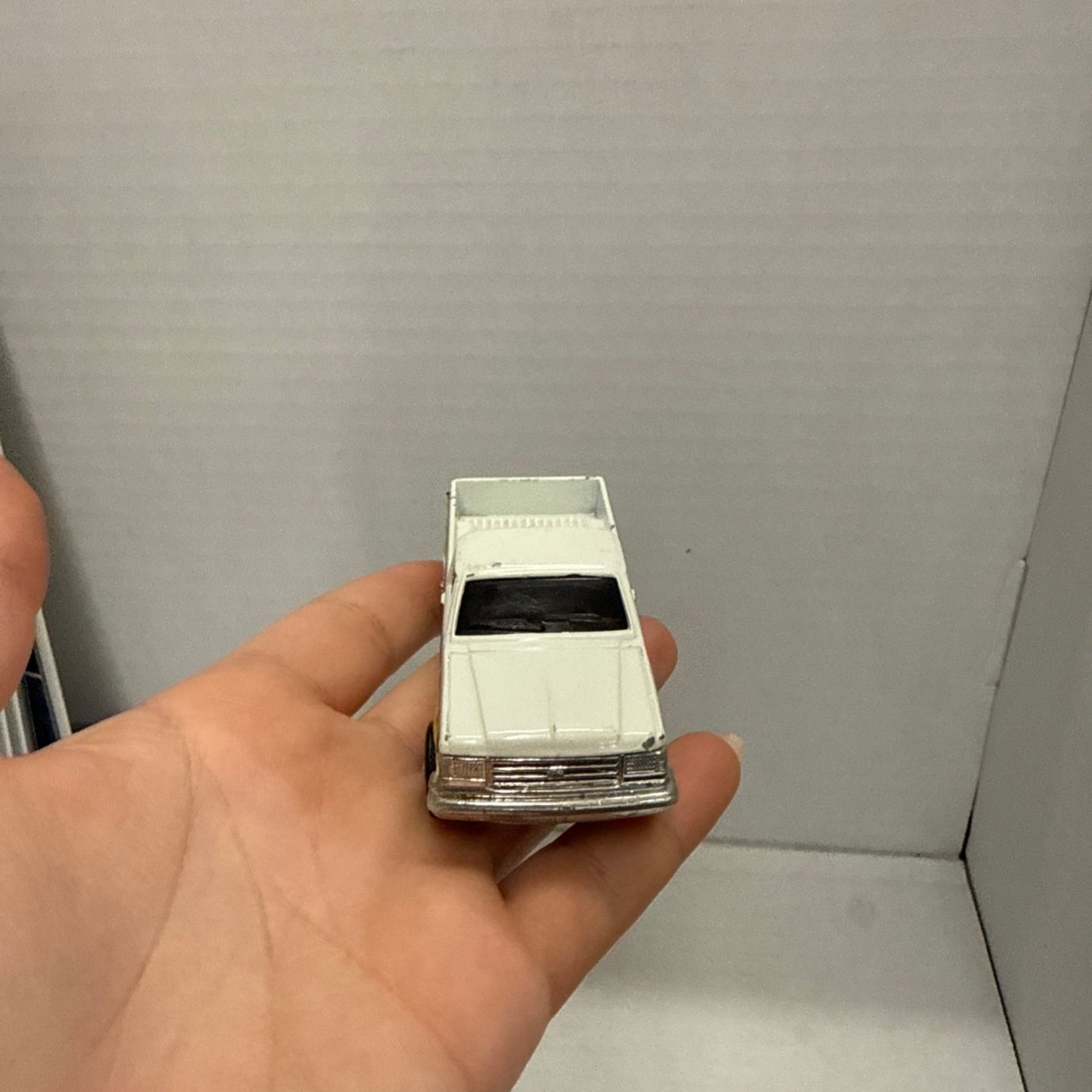 Ertl John Deere Dealer Pickup Truck