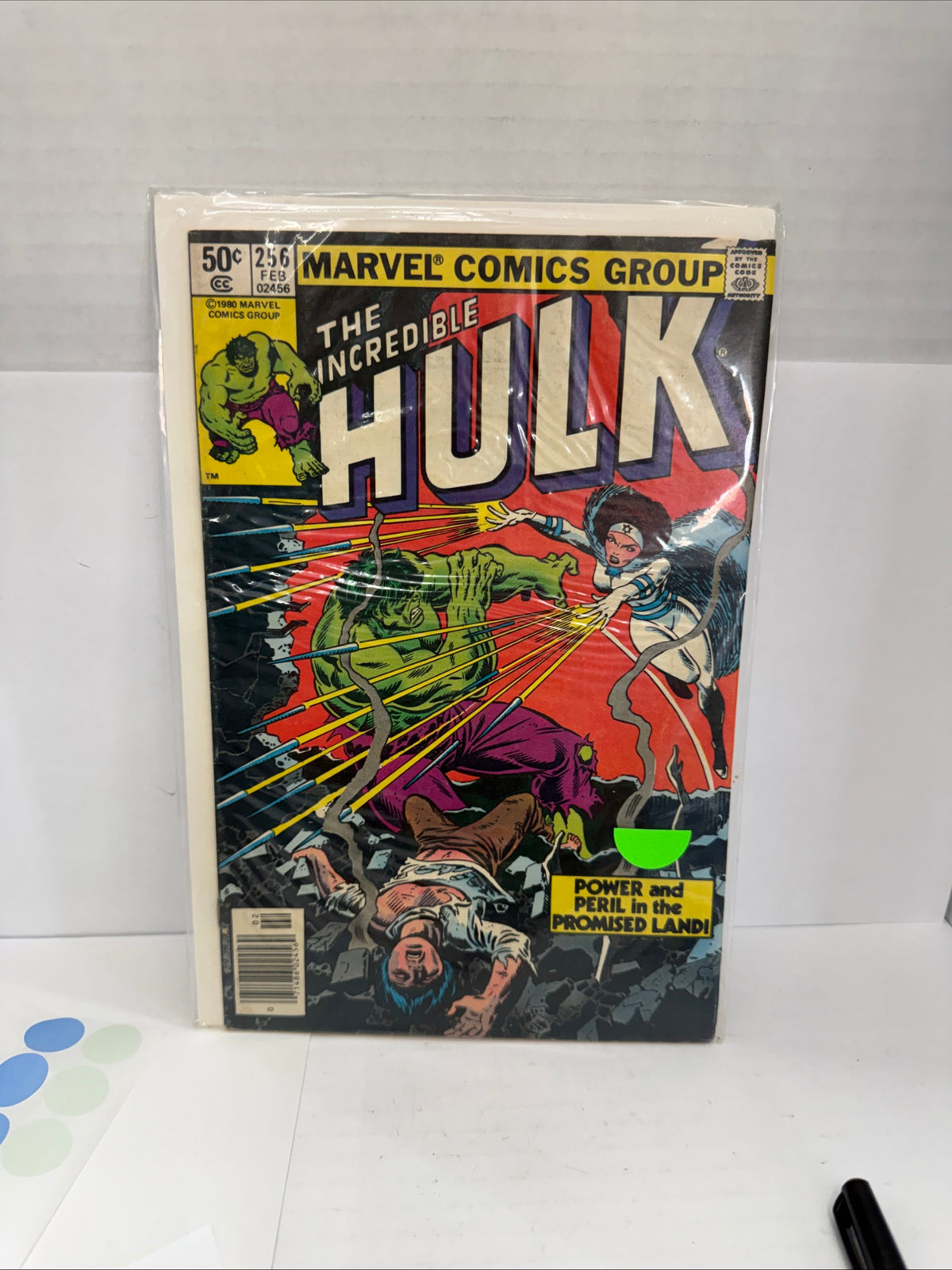 Incredible Hulk #256 Newsstand 🔑 1st full appearance of Sabra,Marvel (1980)