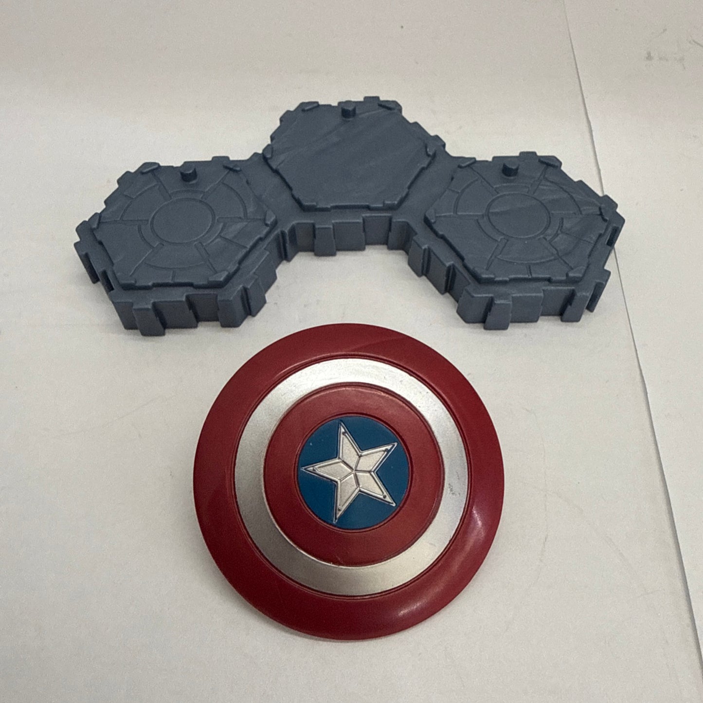 Captain America Figure Hasbro Marvel Legends Walmart Exclusive Avengers 2012 - Complete (Read)