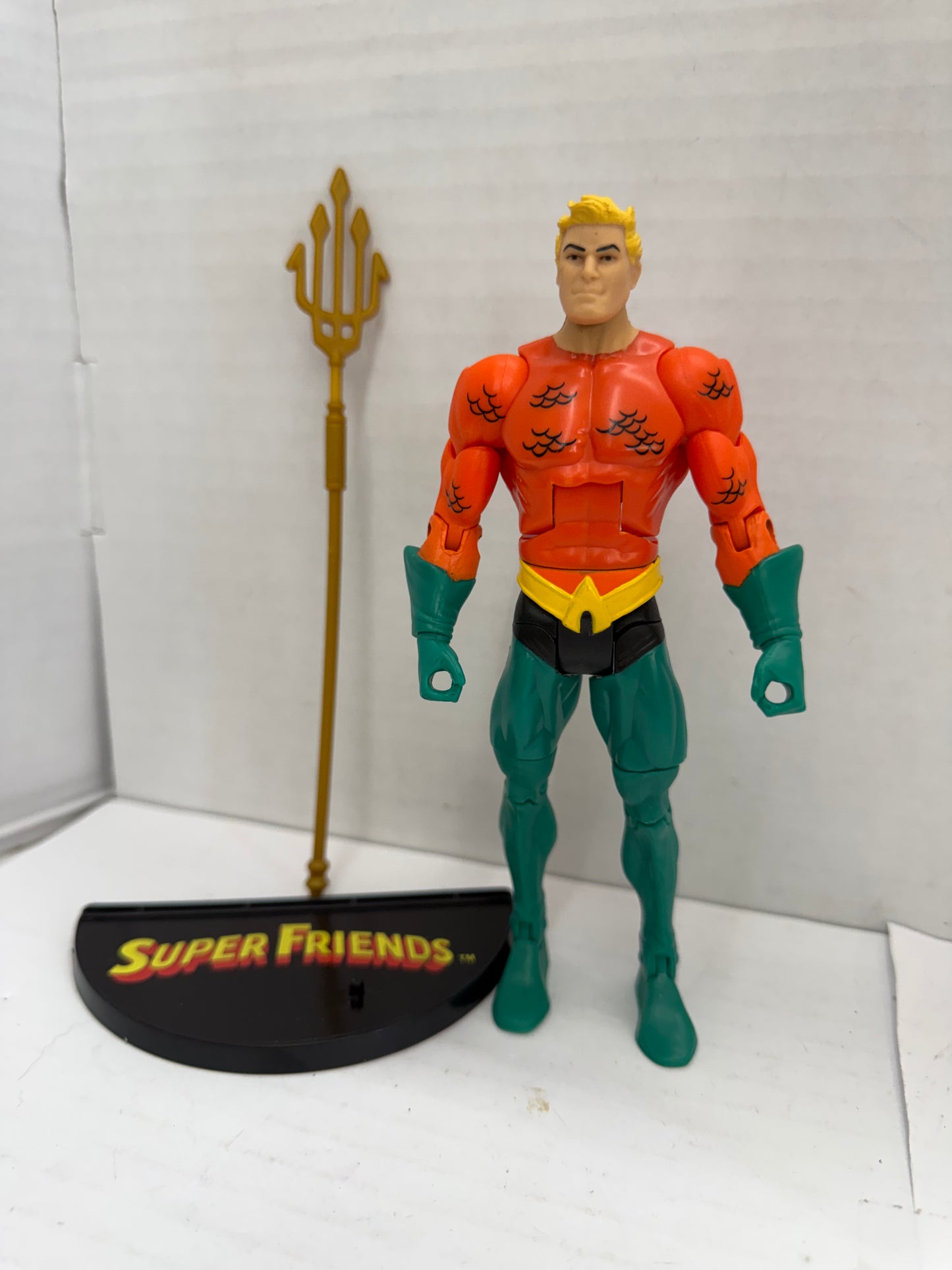 DC Comics Multiverse SUPER FRIENDS AQUAMAN 6" Action Figure Loose Complete