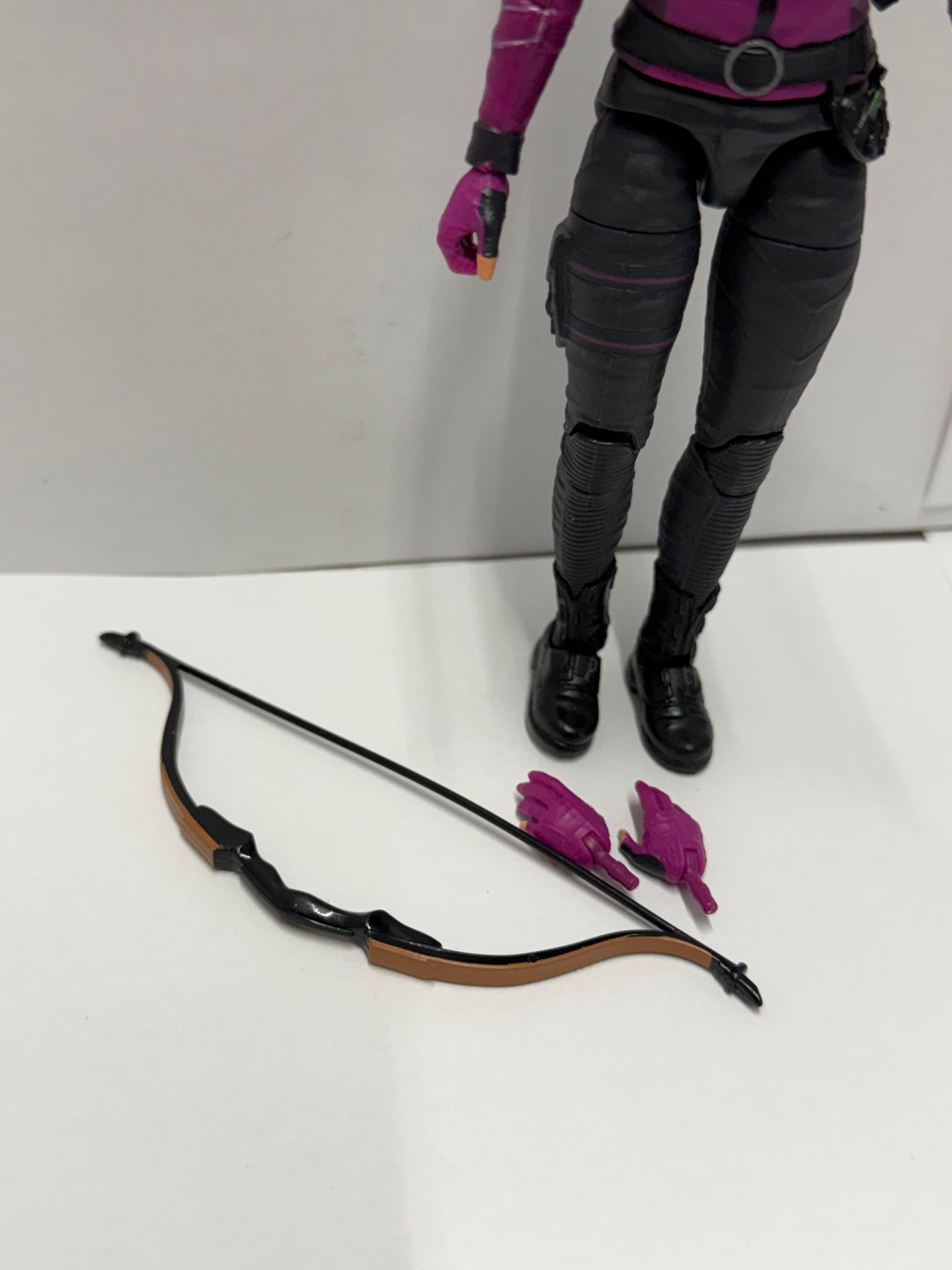 Marvel Legends Ultron BAF Hawkeye Kate Bishop 6" Action Figure Complete