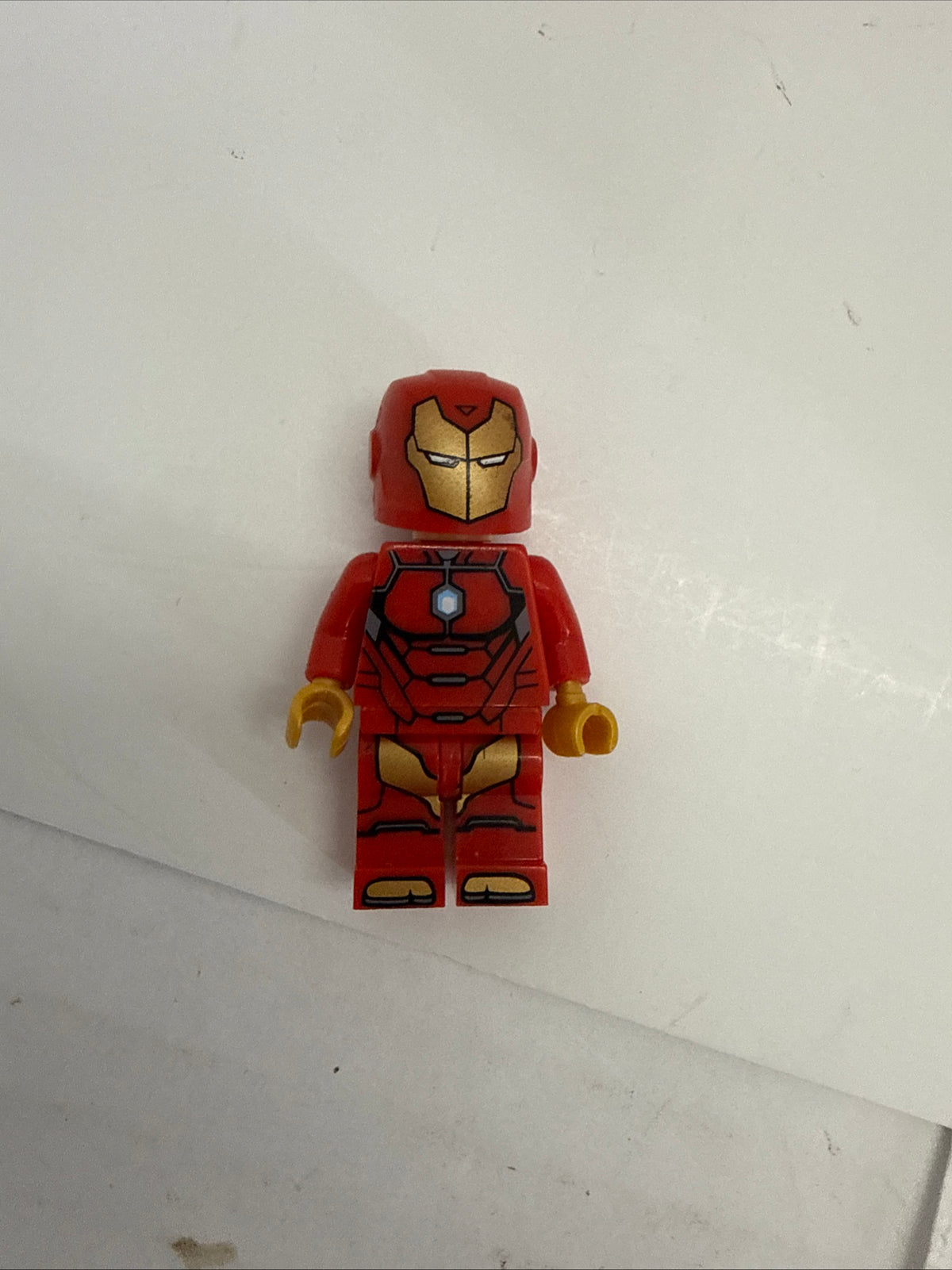 Lego Super Heroes - Marvel Invincible Iron Man Minifigure sh0368 From Set 76077