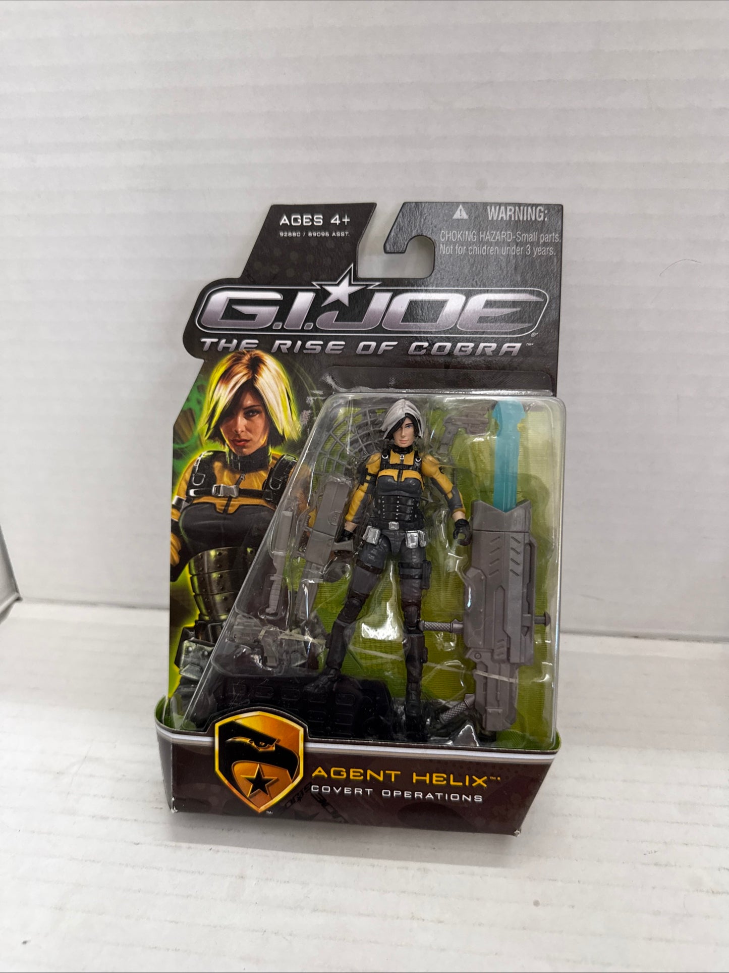 GI Joe The Rise Of Cobra Courtney Cover Girl Krieger New Figure 3.75 Officer