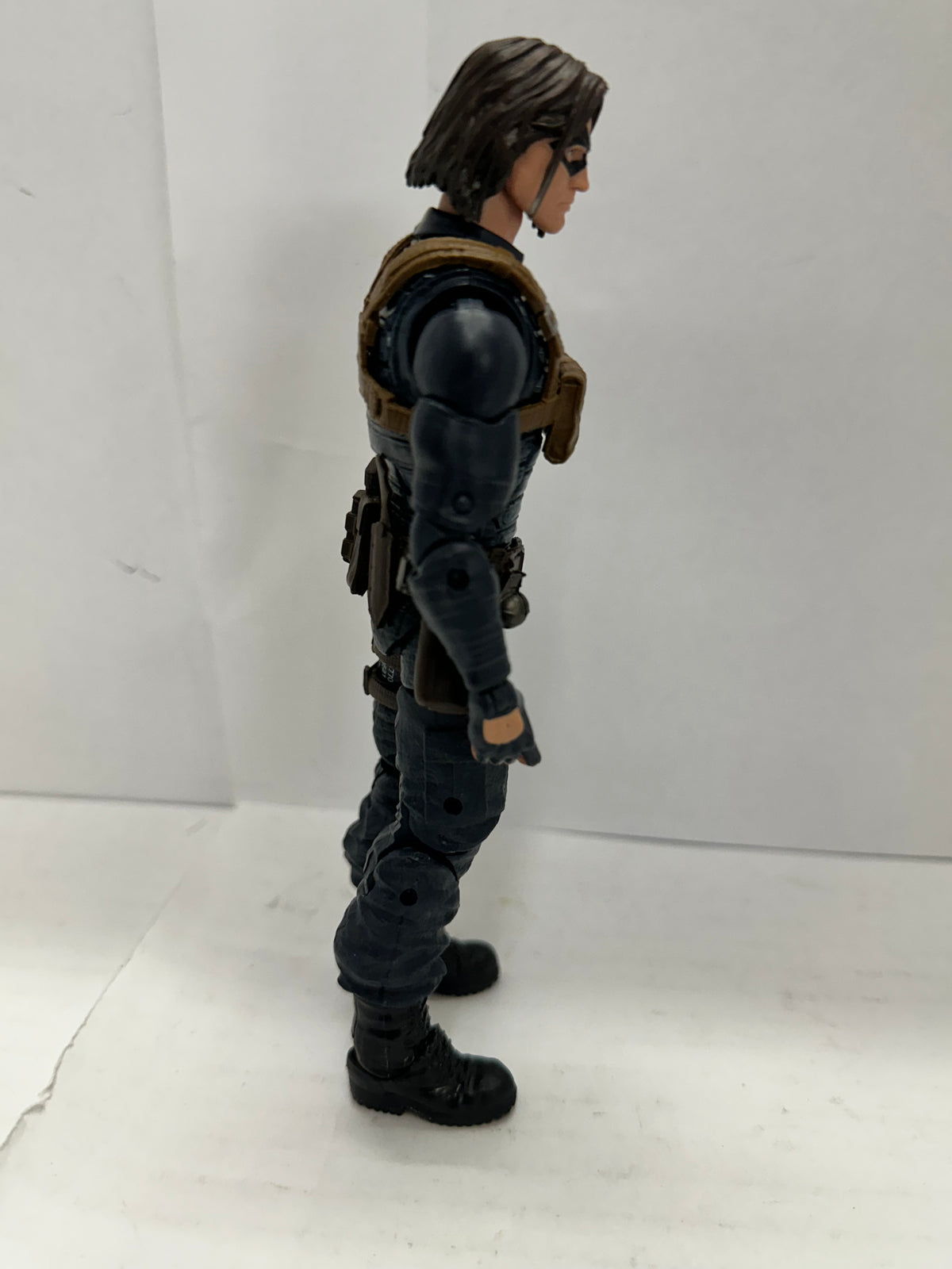 Marvel Legends WINTER SOLDIER Bucky Barnes 6" BAF Crimson Dynamo