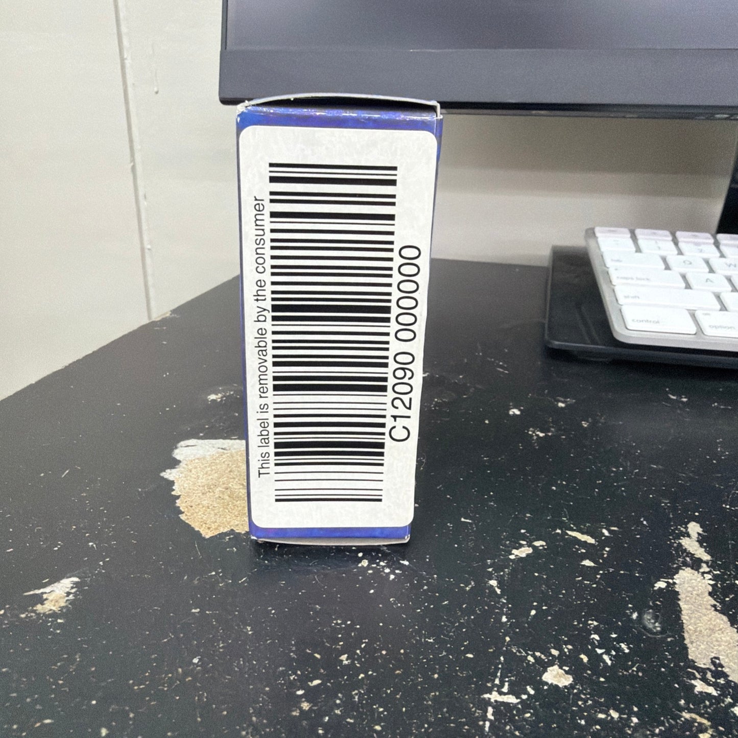 Elliott Sadler #38 Pedigree / The Wizard of OZ 2004 1:64  Nascar Diecast 1/576