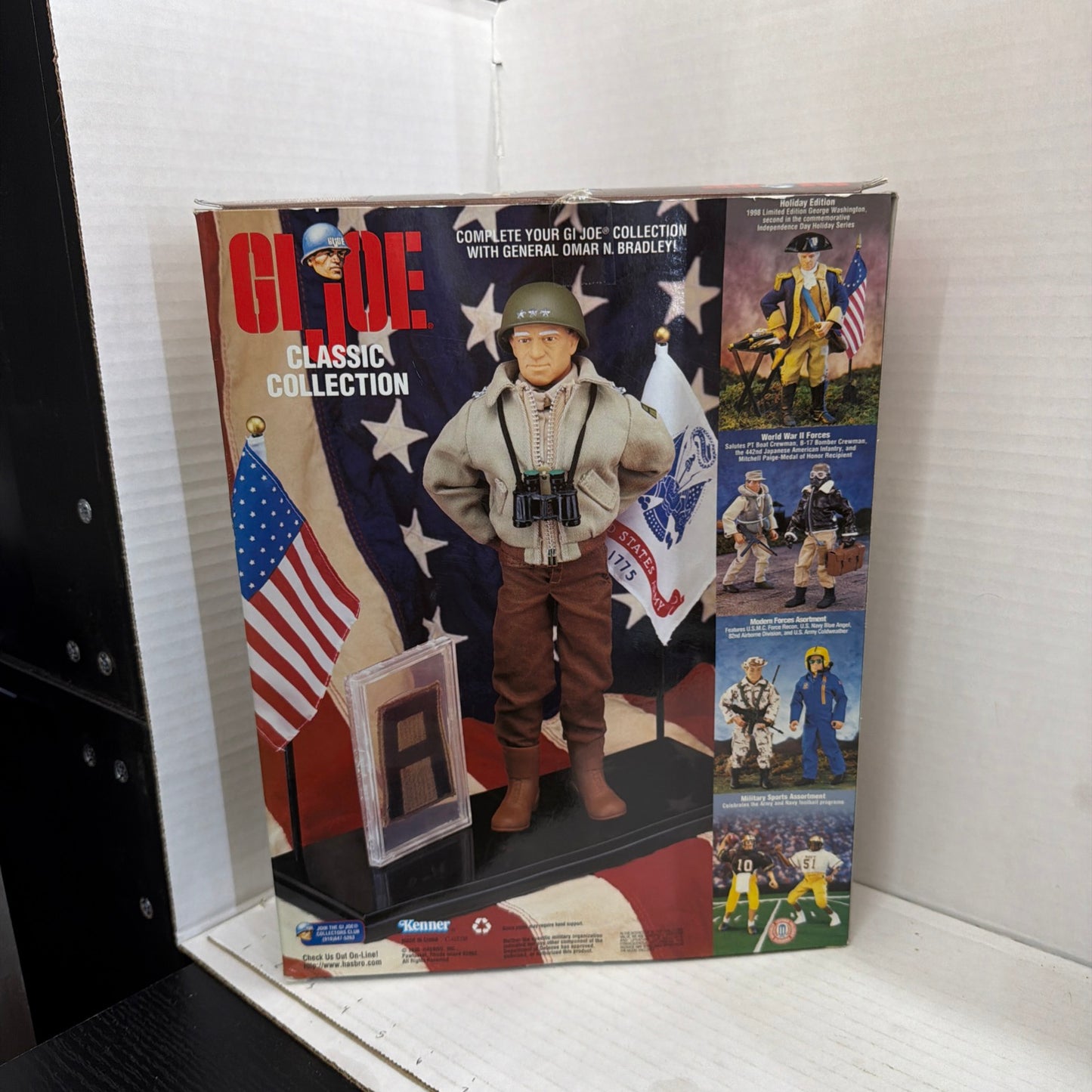 1998 GI JOE Classic Collection General  Omar Bradley World War II- Missing Stand