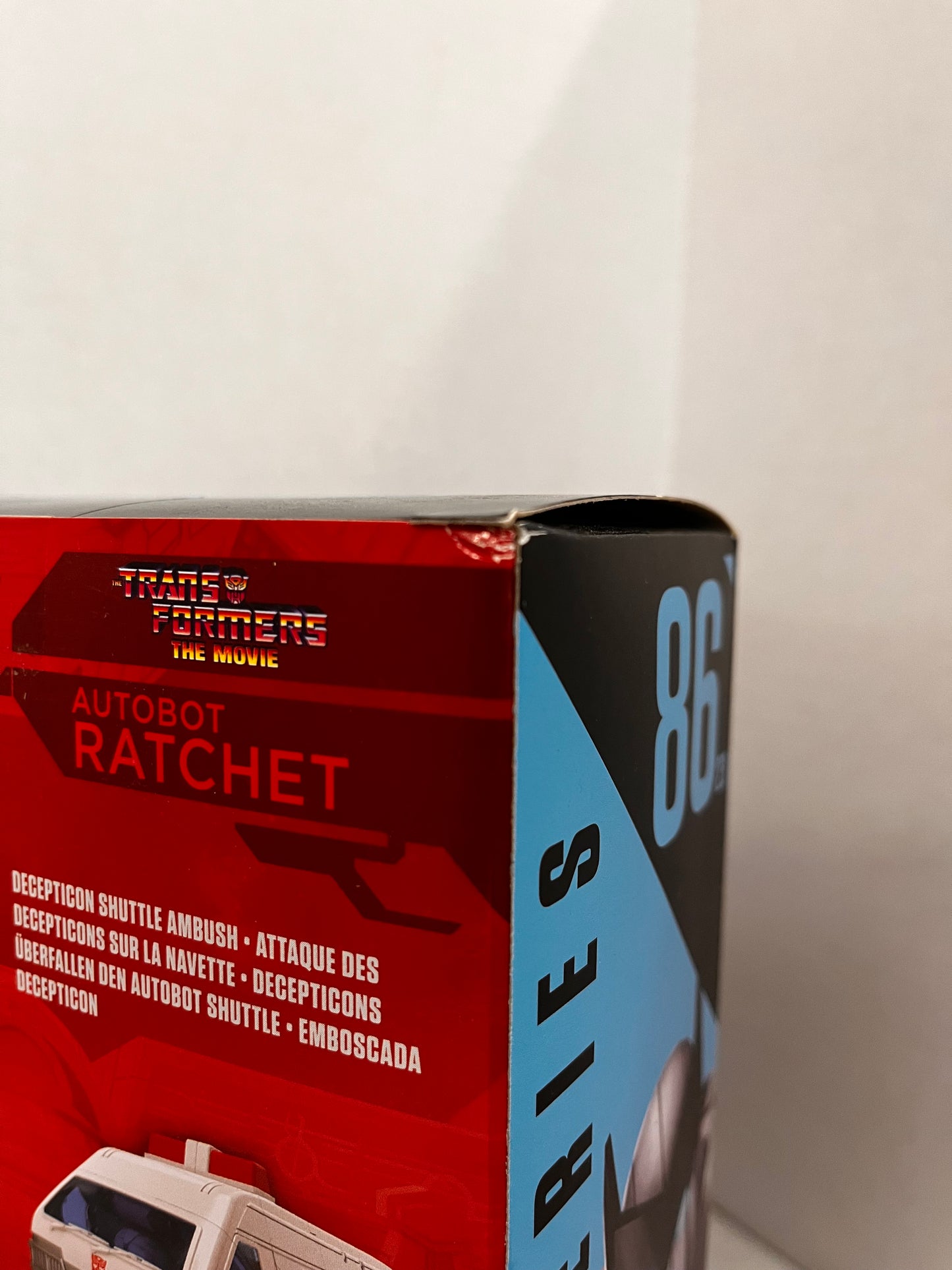 Transformers Toys Studio Series Voyager 86-23 Autobot Ratchet