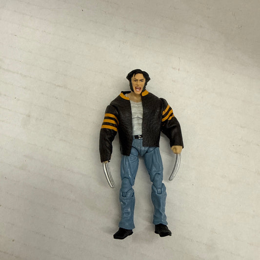2009 Hasbro Marvel Universe X-Men Origins Wolverine Logan W/ Jacket 3.75” Figure