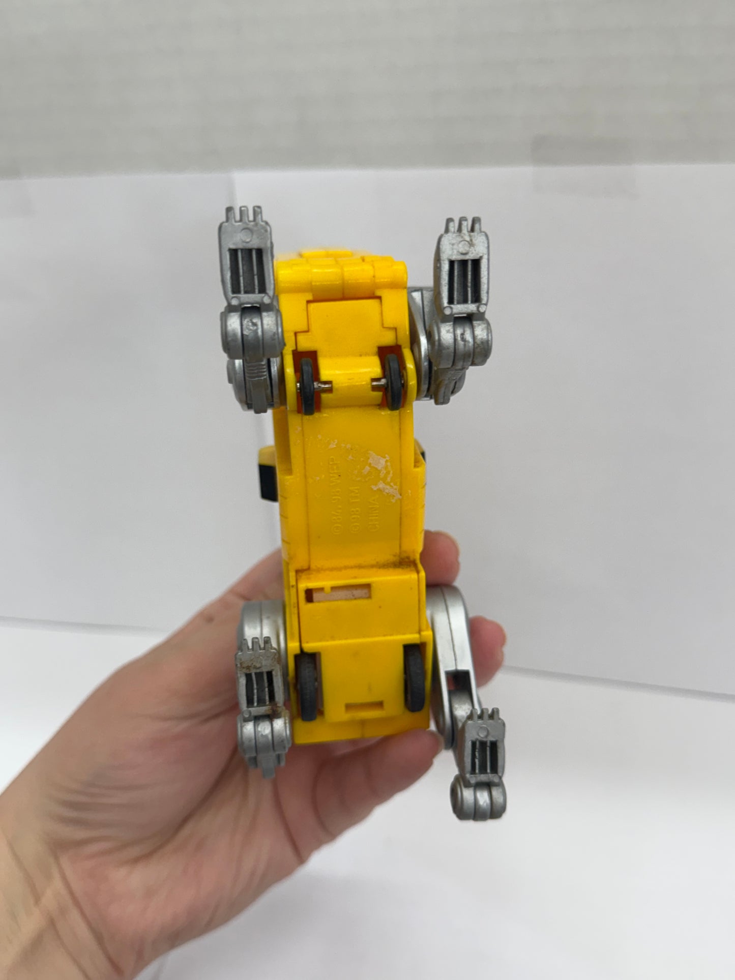 Vintage Yellow Lion Voltron Action Figure Third Dimension 1998 WEP #1