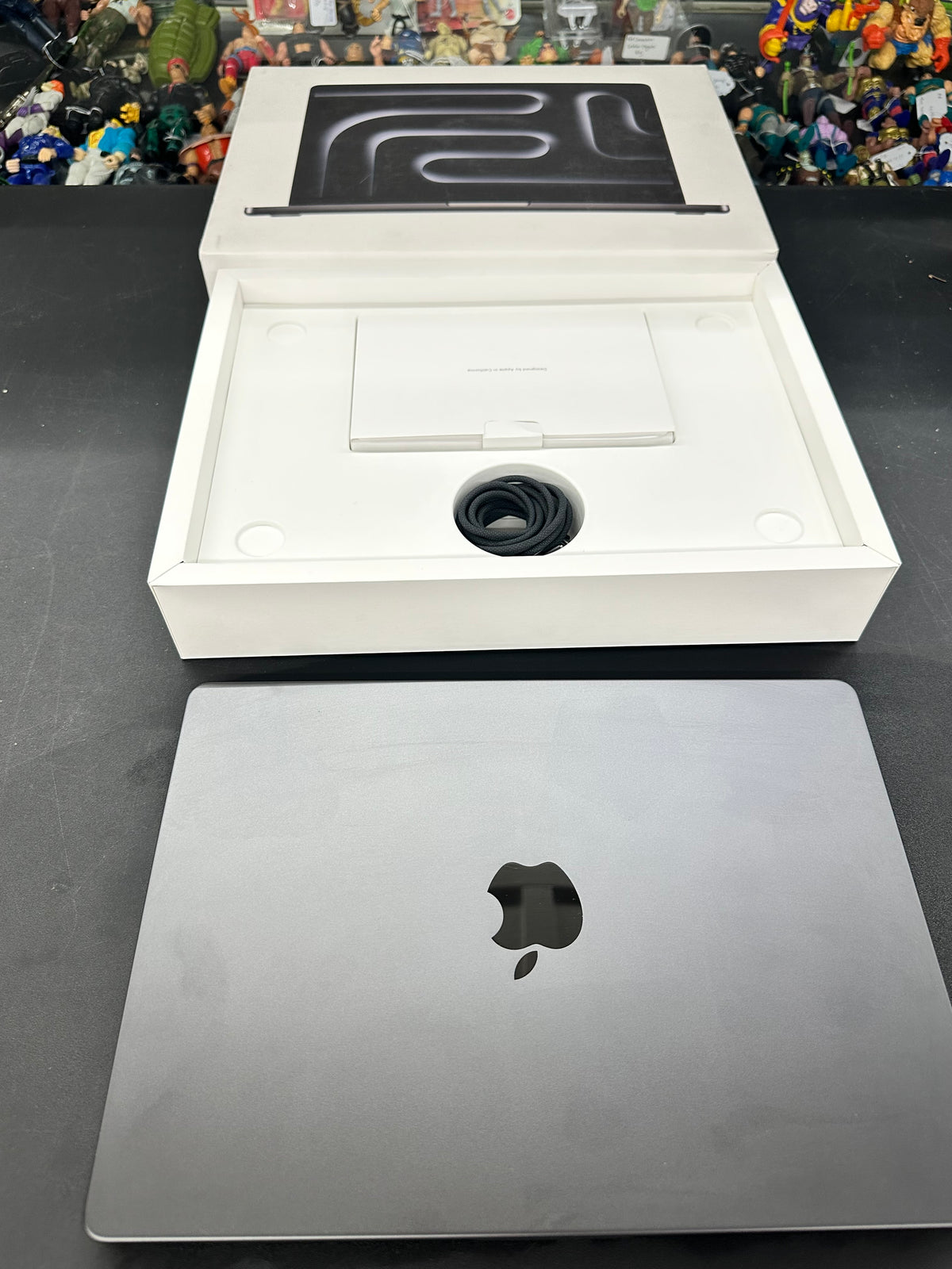 Apple MacBook Pro 2024 14 Inch M4 Pro 14-Core 1TB 24GB RAM 20C GPU A3401