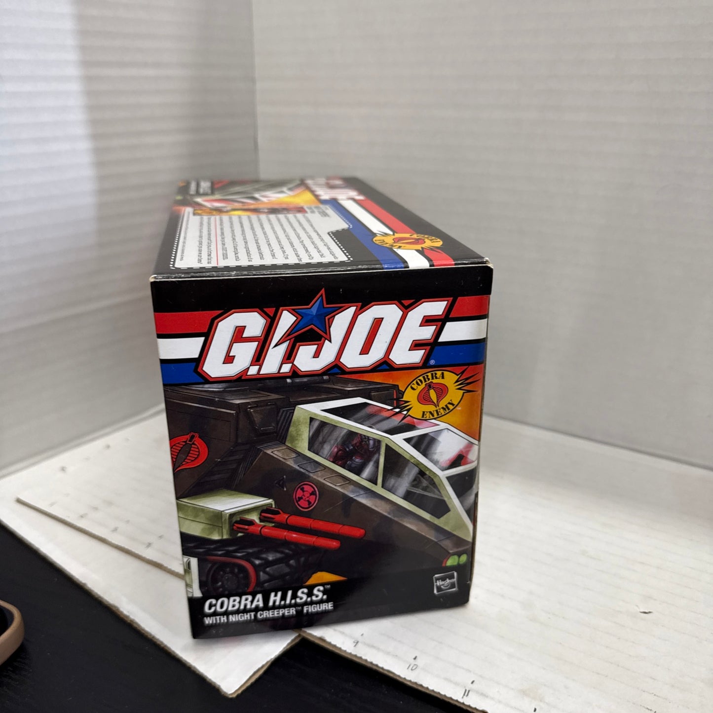 New Damaged G.I. Joe DTC Cobra HISS Tank w/ Night Creeper Figure Sealed H.I.S.S.