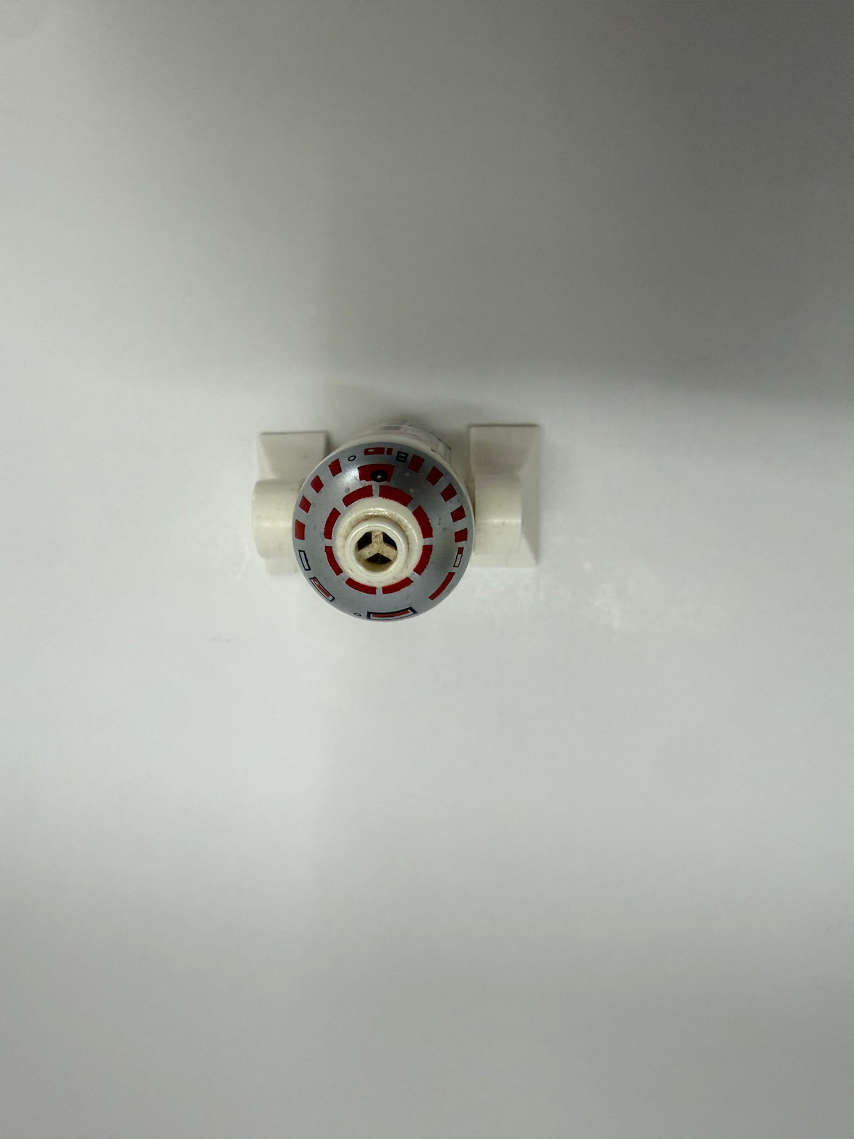 LEGO Star Wars R5-D4 Minifigure Red Droid Astromech sw0142 Vintage Y-Wing
