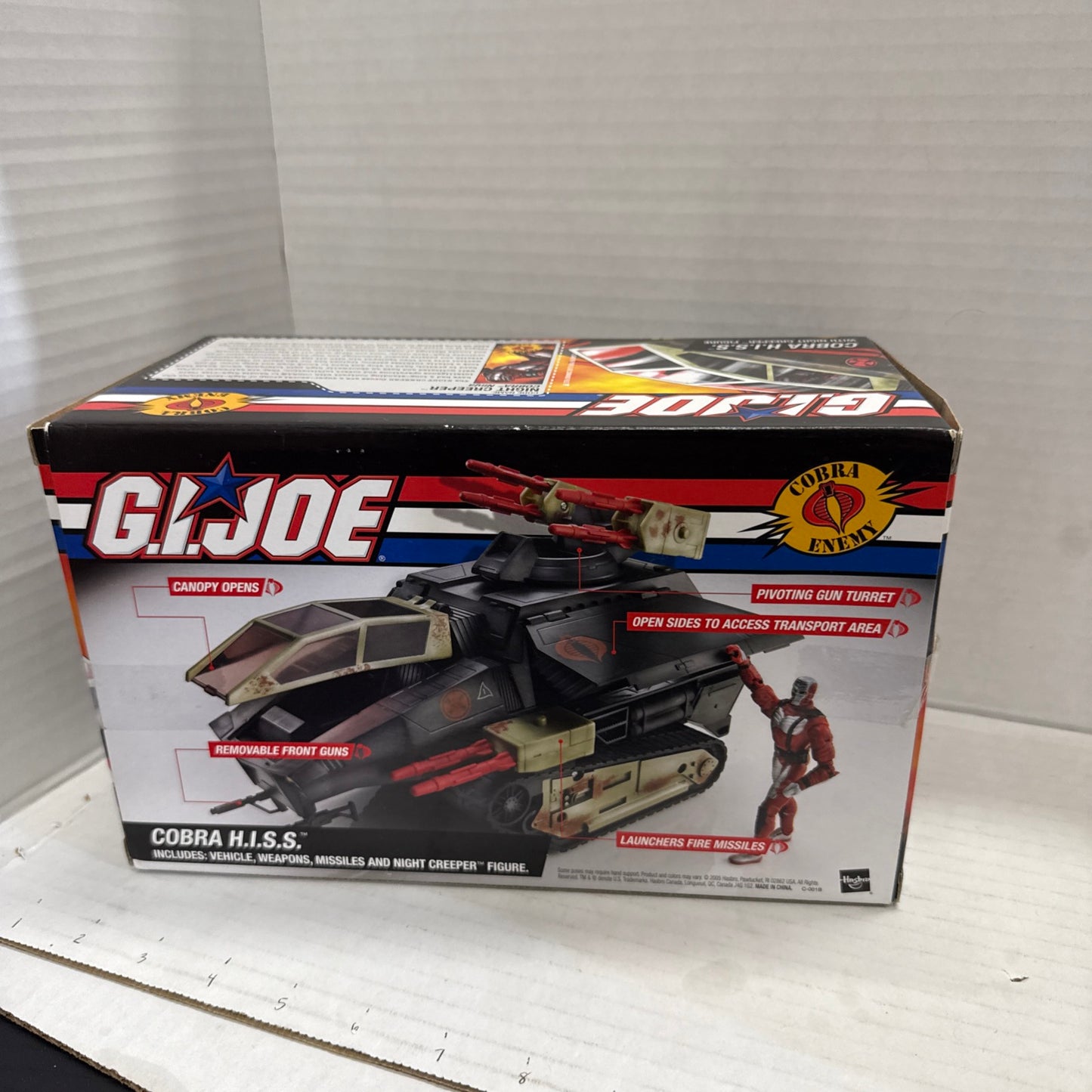 New Damaged G.I. Joe DTC Cobra HISS Tank w/ Night Creeper Figure Sealed H.I.S.S.