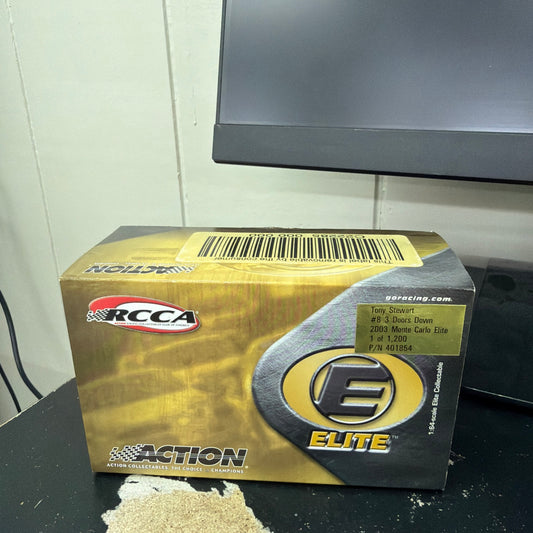 Tony Stewart #8 3 Doors Down 2003 Monte Carlo Elite 1:64