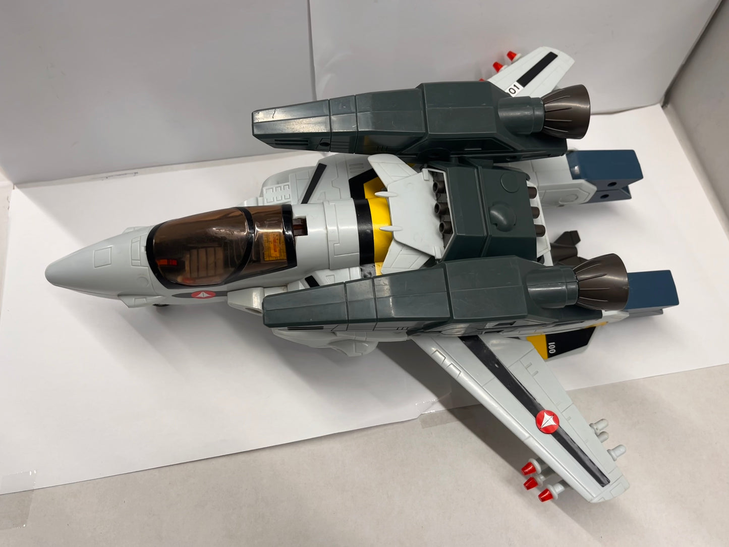 1985 Matchbox Robotech Veritech Fighter Super VF-1S - 1/18