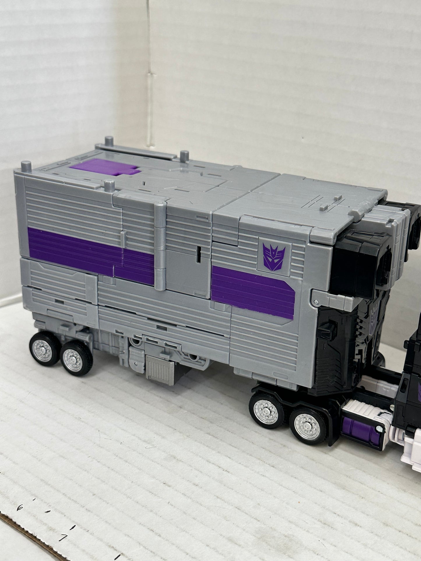 Transformers Generations Legacy Commander Class Motormaster Menasor COMPLETE