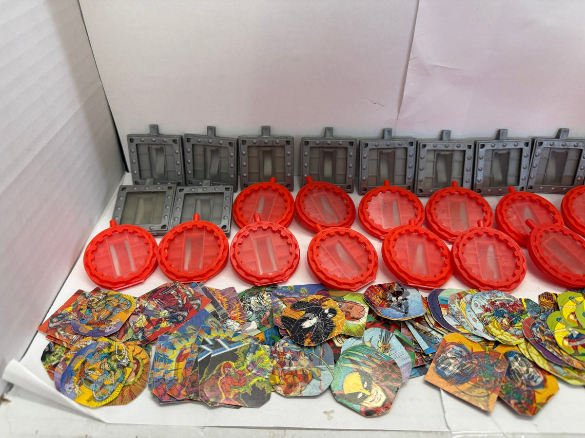 Huge Lot Vtg Mattel Marvel Secret Wars Lenticular Shields Lot W/ Shield Inserts