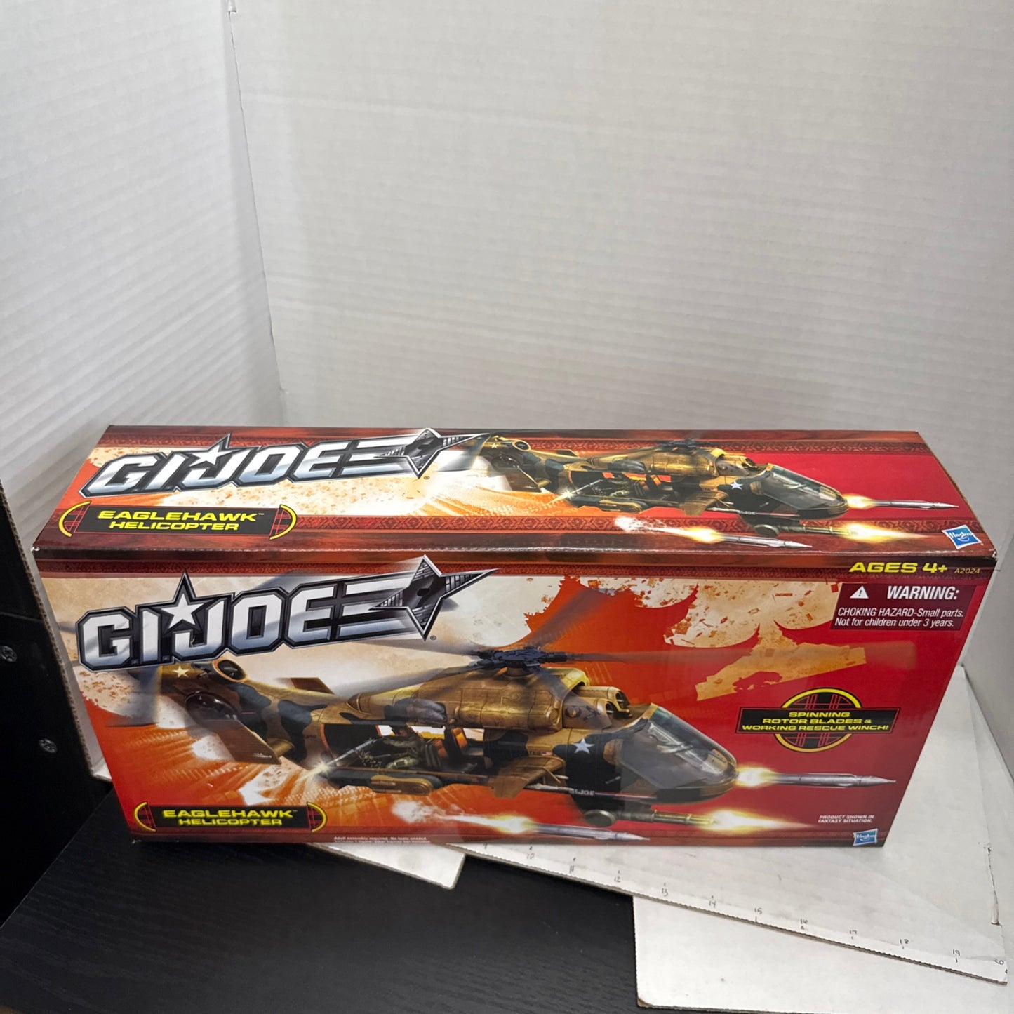 G.I. Joe A.W.E. Striker w/ Figurine Crankcase 2020