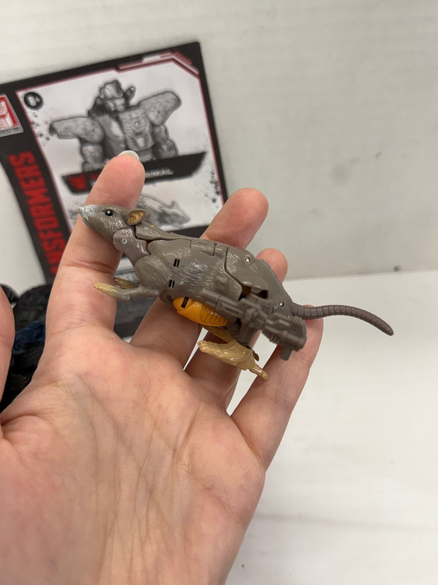Transformers War for Cybertron Netflix Edition Optimus Primal and Rattrap Action