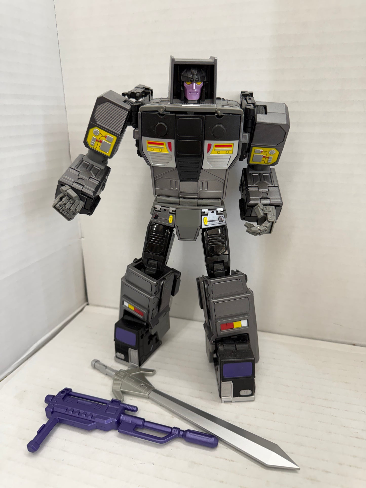 Transformable  X-Transbots MX-12T GRAVESTONE Motormaster Figures Open Box
