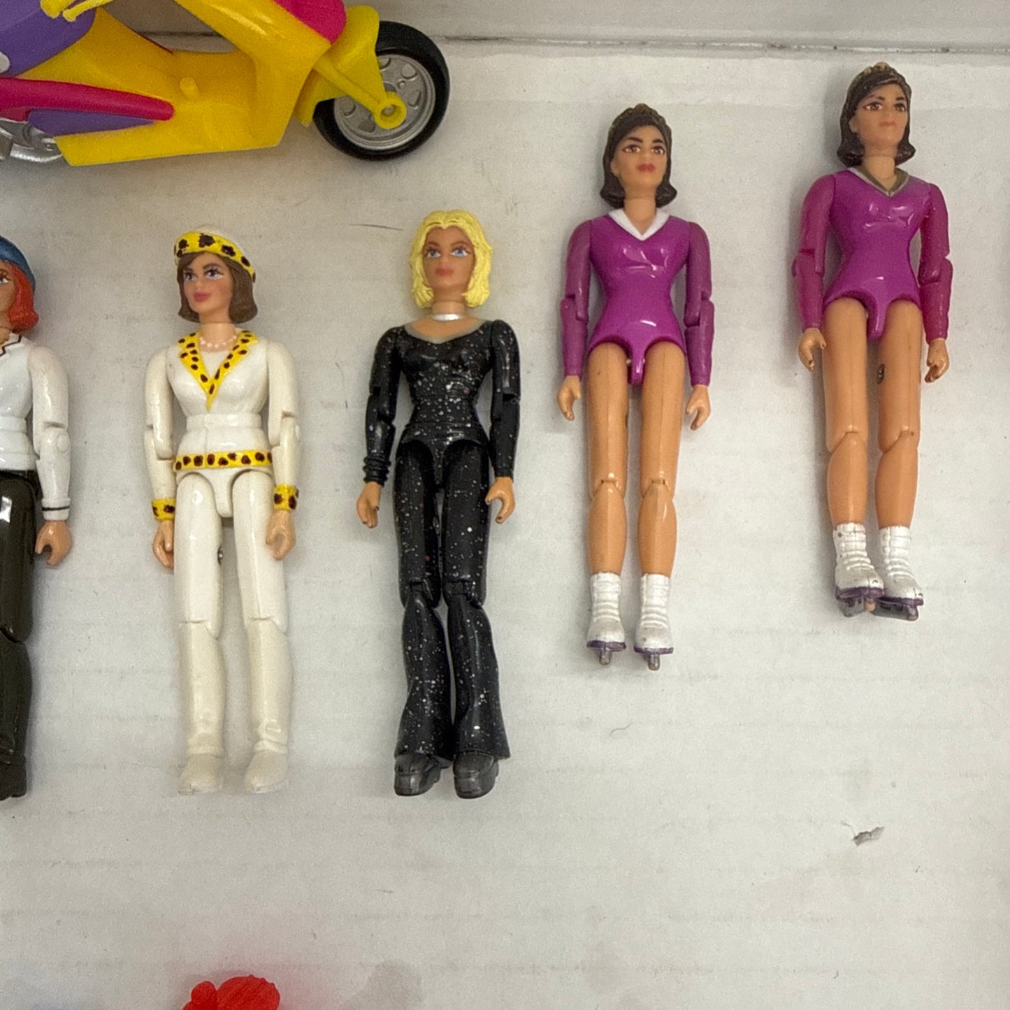 Vintage 1999 Lanard WOW Girls Action Figures - Lot Of 13 With Accessories!