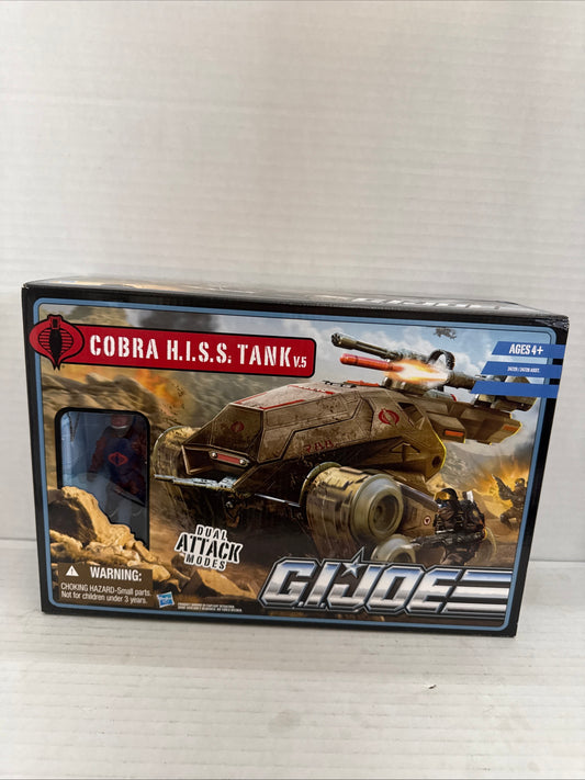 GI Joe HISS Tank V5 In Pursuit Of Cobra Includes Tank Driver Hasbro 2010 NIB