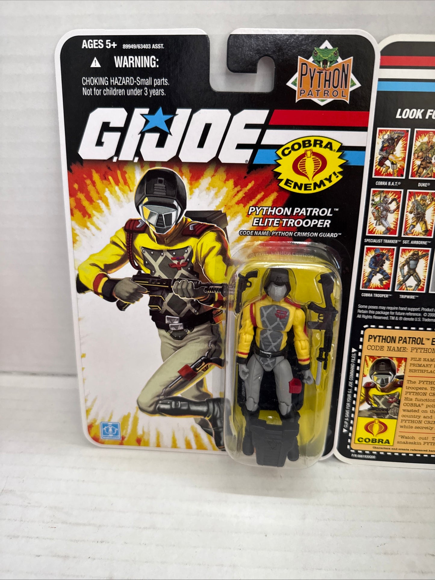 Hasbro G.I. Joe Python Patrol Elite Trooper Python Crimson Guard 2008 w/ Rifle