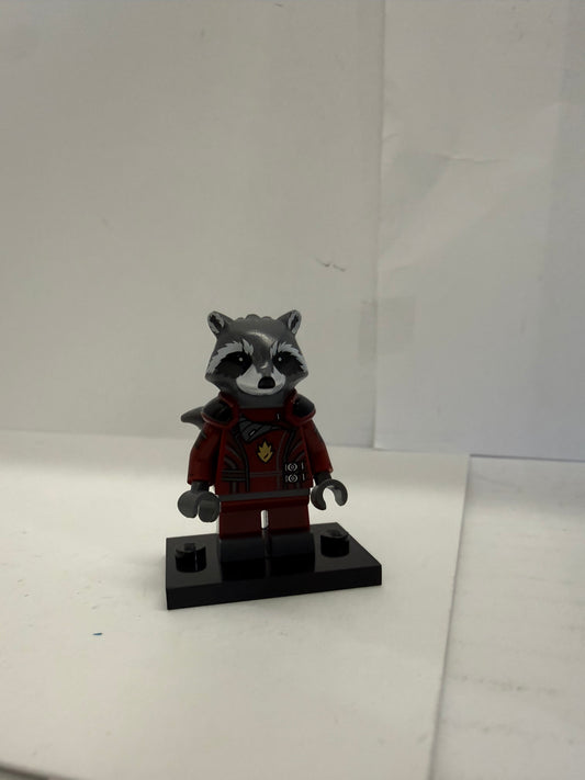 Lego Marvel Super Heroes Minifigure SH0090 Rocket Raccoon Dark Red Outfit