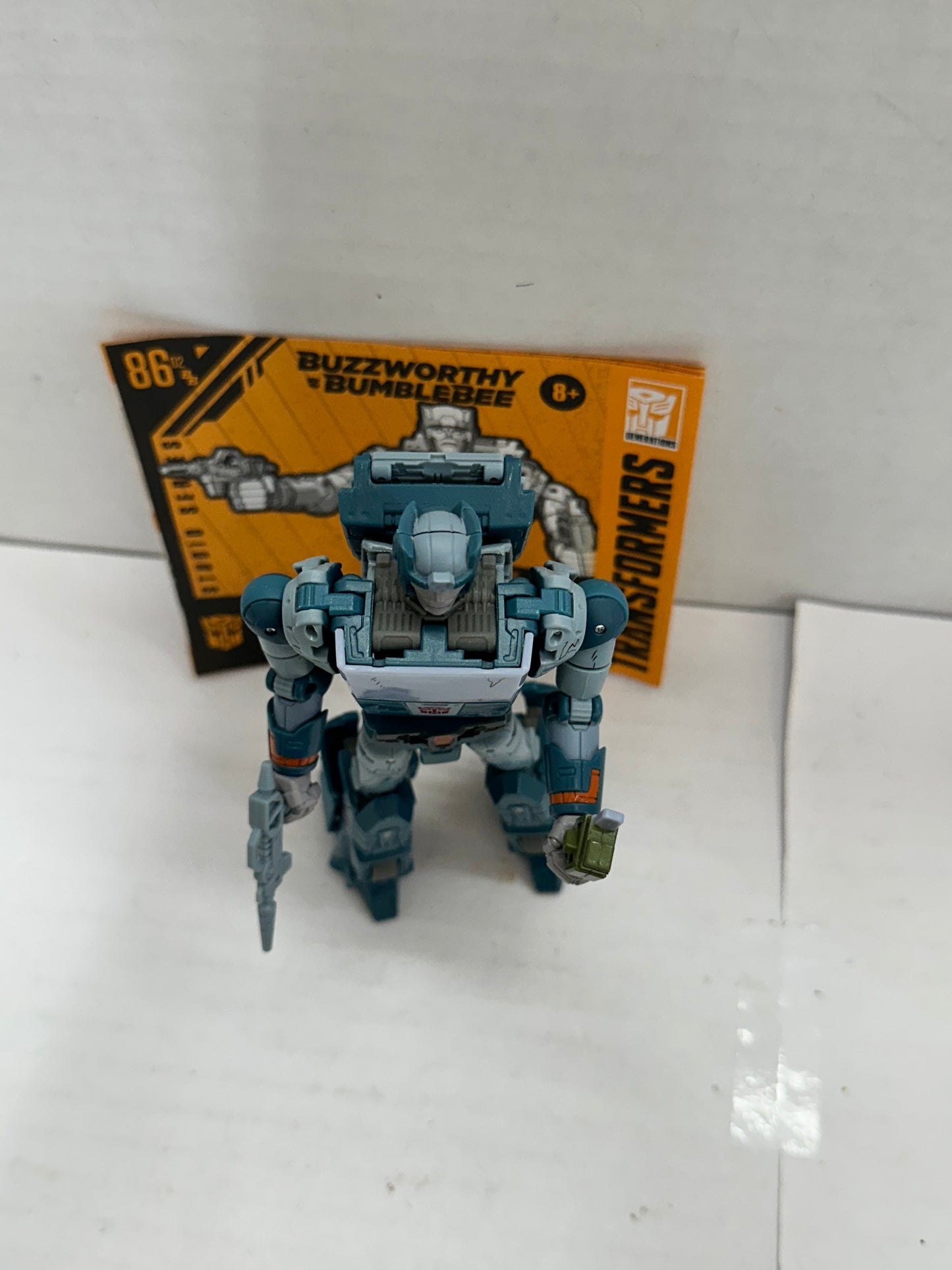 Transformers Studio Series Buzzworthy Kup 86 Complete Deluxe figure