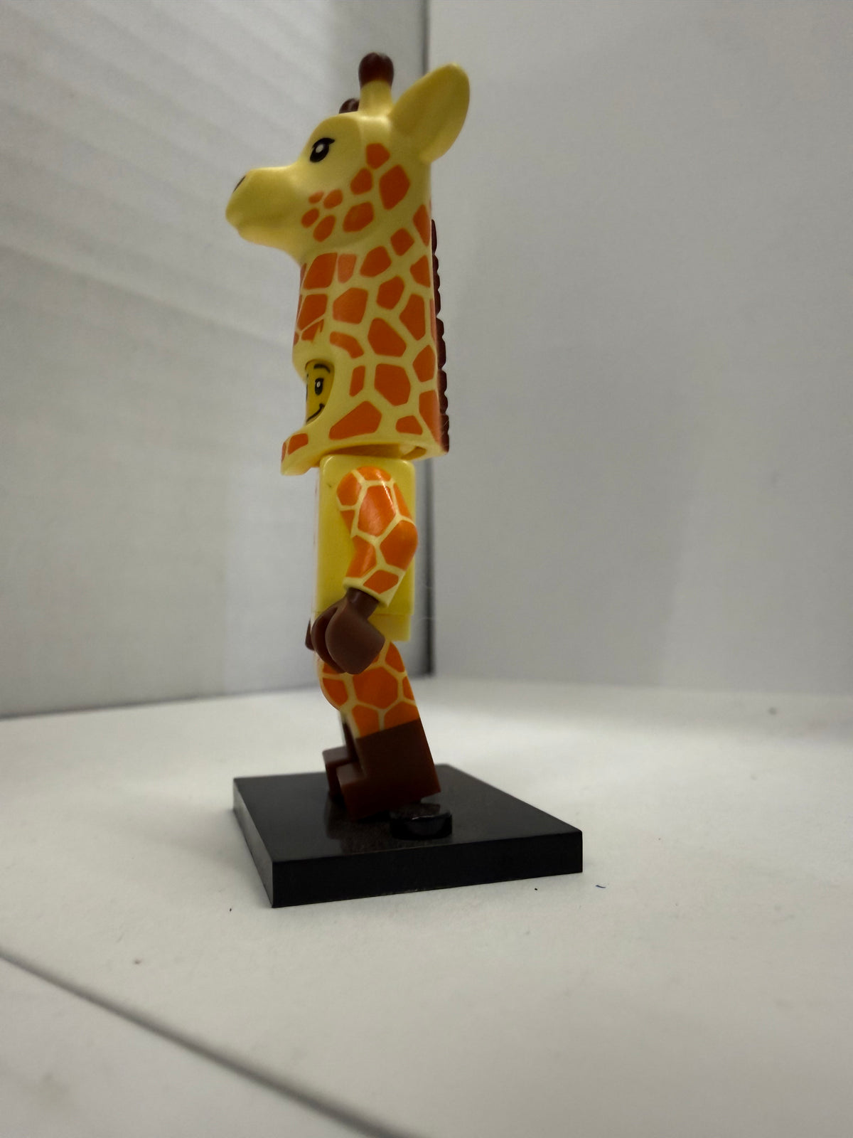 LEGO MINIFIGURES (71023) - The LEGO MOVIE 2 - GIRAFFE GUY