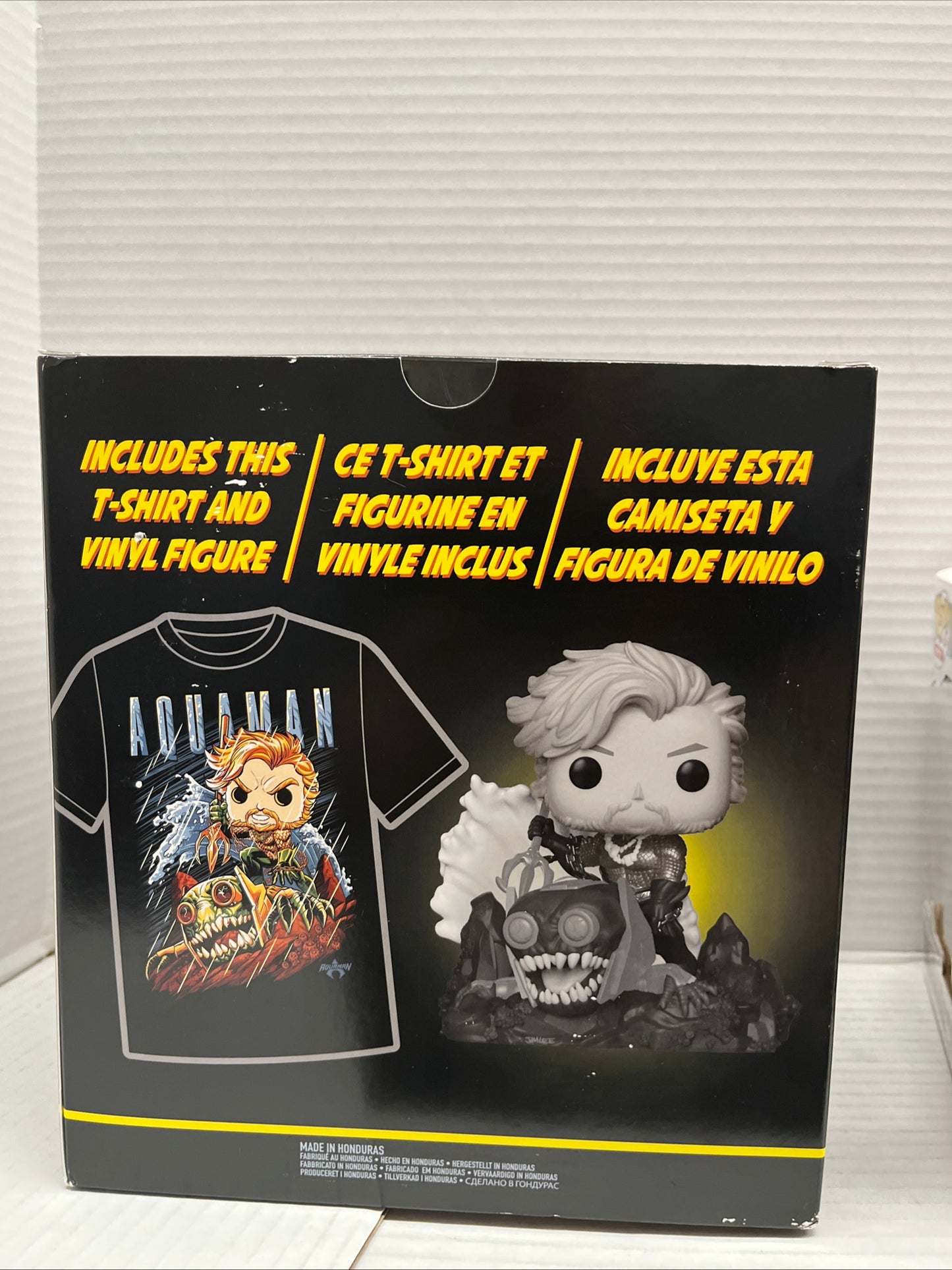 Funko POP! Tees AQUAMAN (Black T) Jim Lee Collection