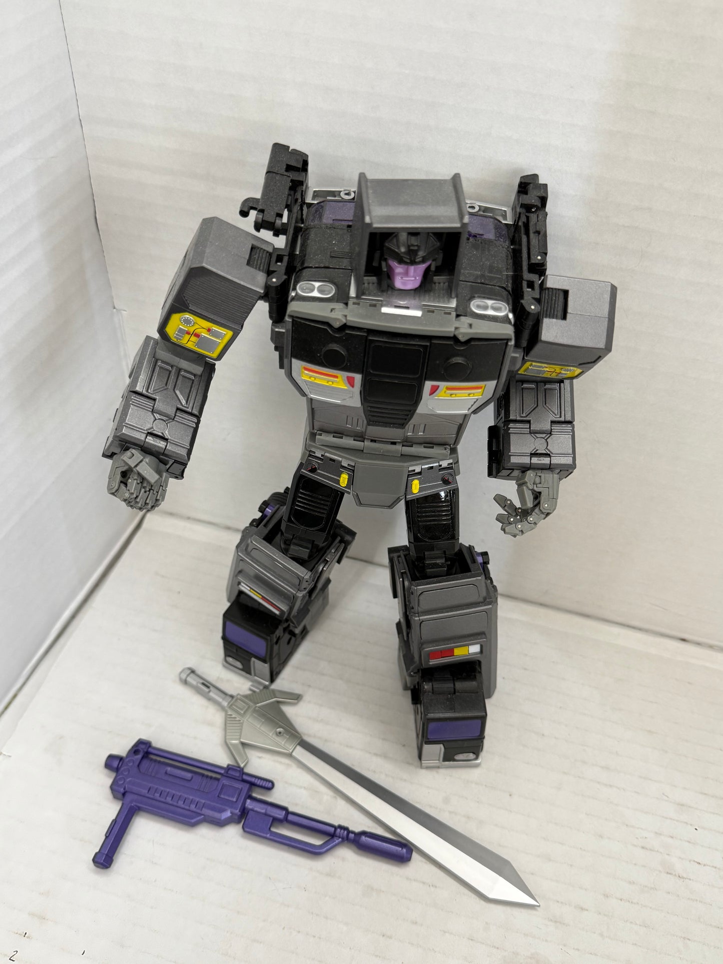 Transformable  X-Transbots MX-12T GRAVESTONE Motormaster Figures Open Box