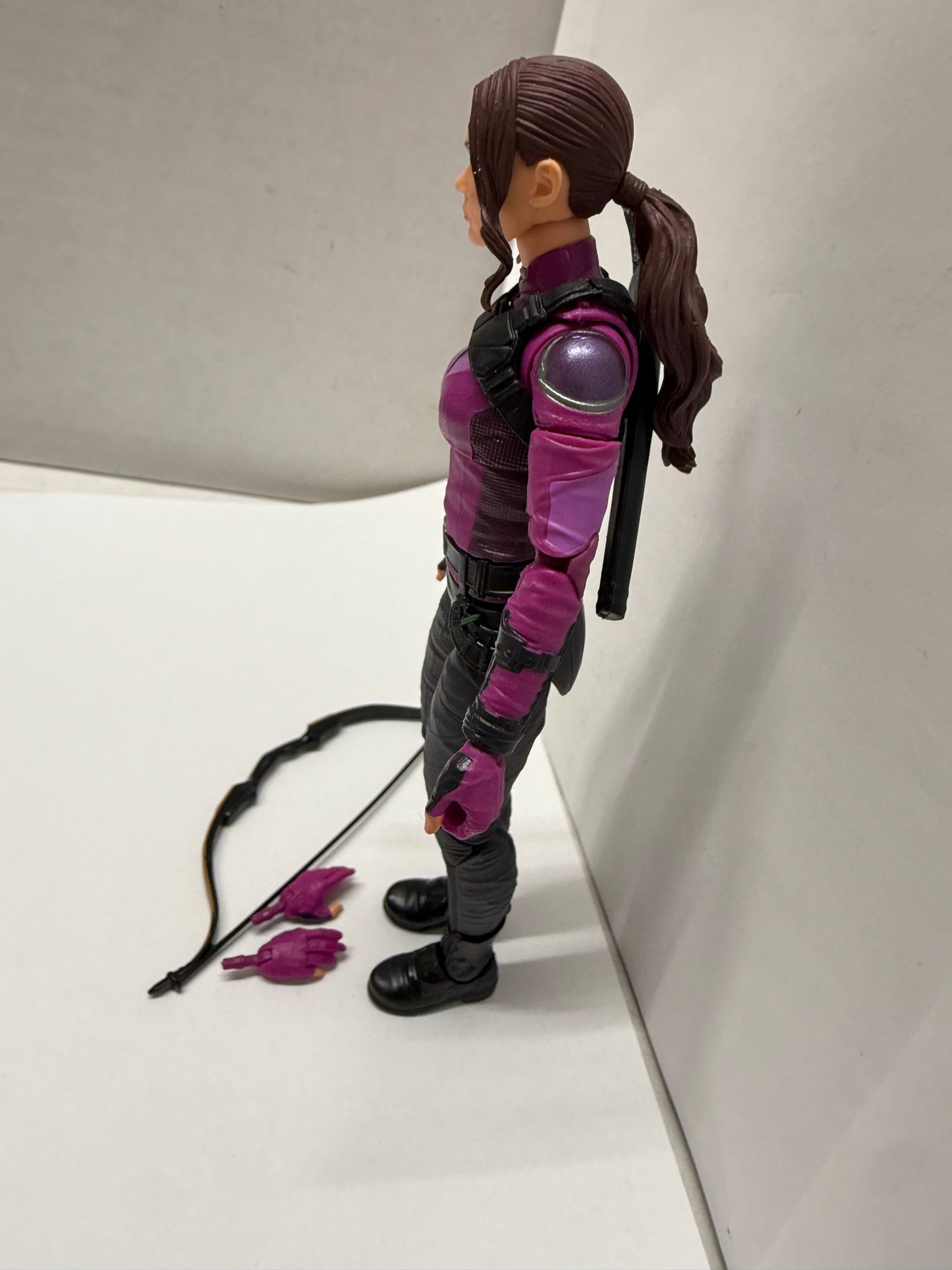 Marvel Legends Ultron BAF Hawkeye Kate Bishop 6" Action Figure Complete