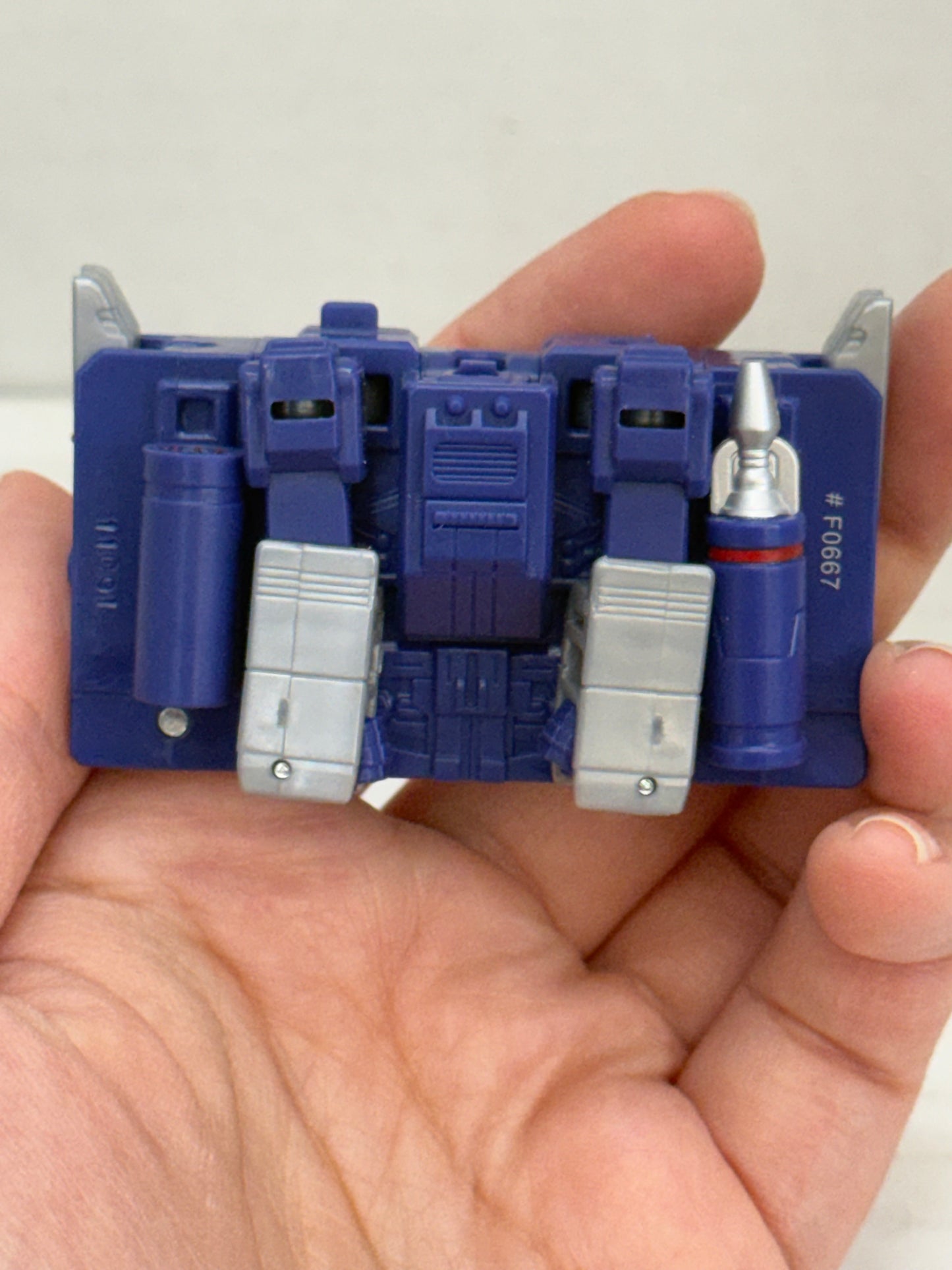 Soundwave Transformers Legacy Decepticon 3.5in figure W Cassette Loose Comp