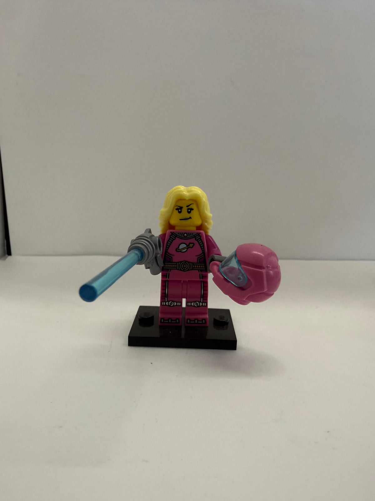 Lego Minifigures Series 6 #8827 Intergalactic Girl Col093