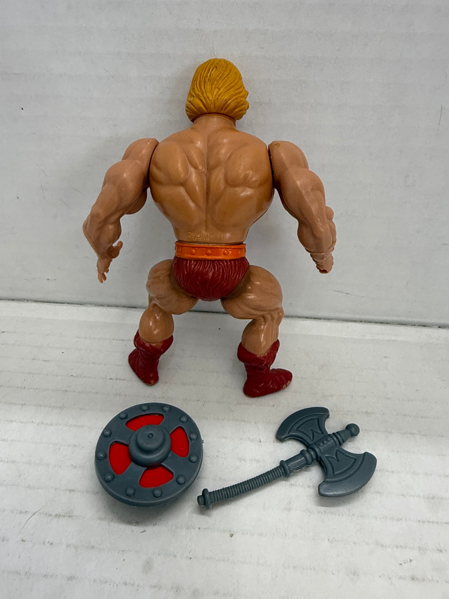 VTG Masters Of The Universe He-Man Figure Mattel 1981 Soft Head  weapon  shield
